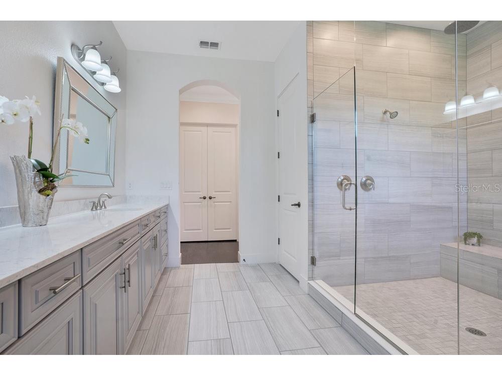 8364 Via Vittoria Way Orlando FL 32819 O6336911 image37