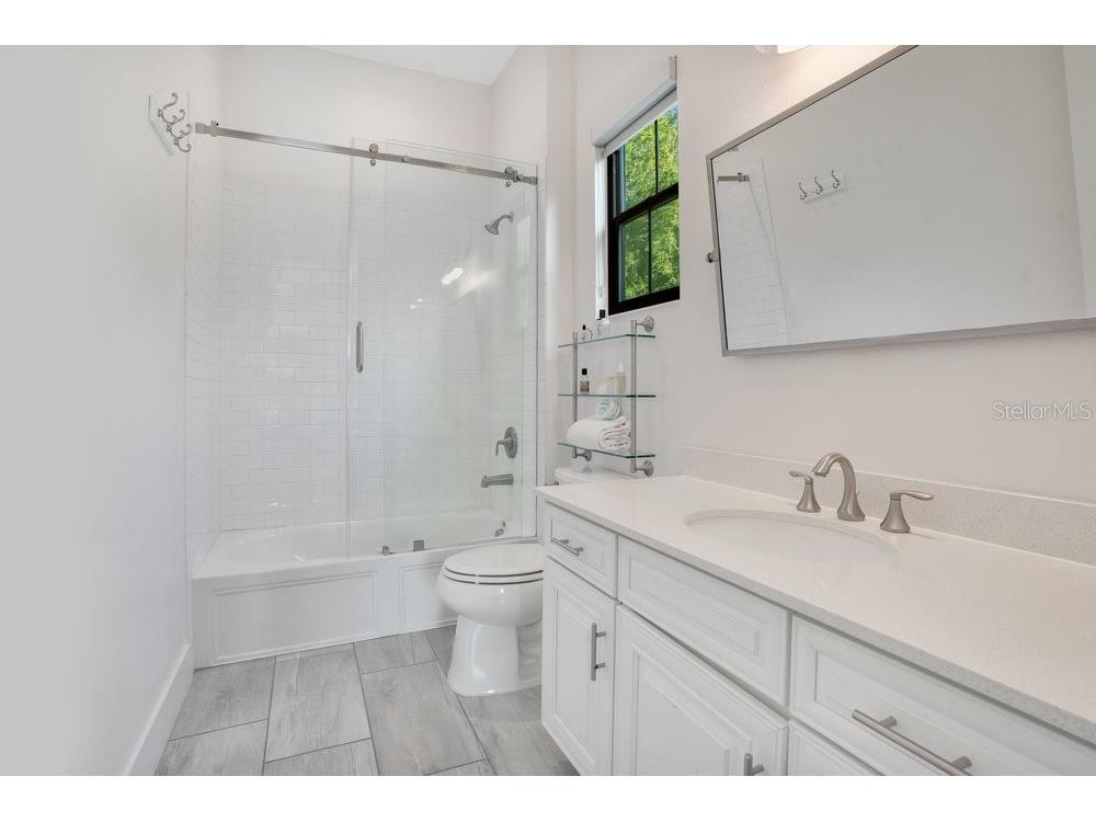 8364 Via Vittoria Way Orlando FL 32819 O6336911 image40