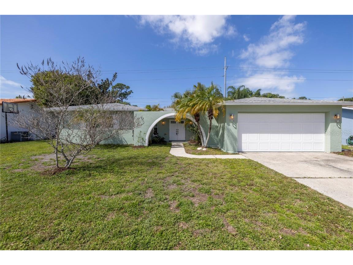 8366 Monarch Circle Seminole FL 33772 U8234337 image1