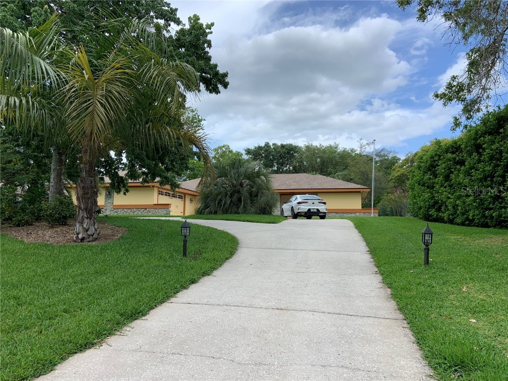 8368 Delaware Drive Weeki Wachee FL 34607 T3366984 image1