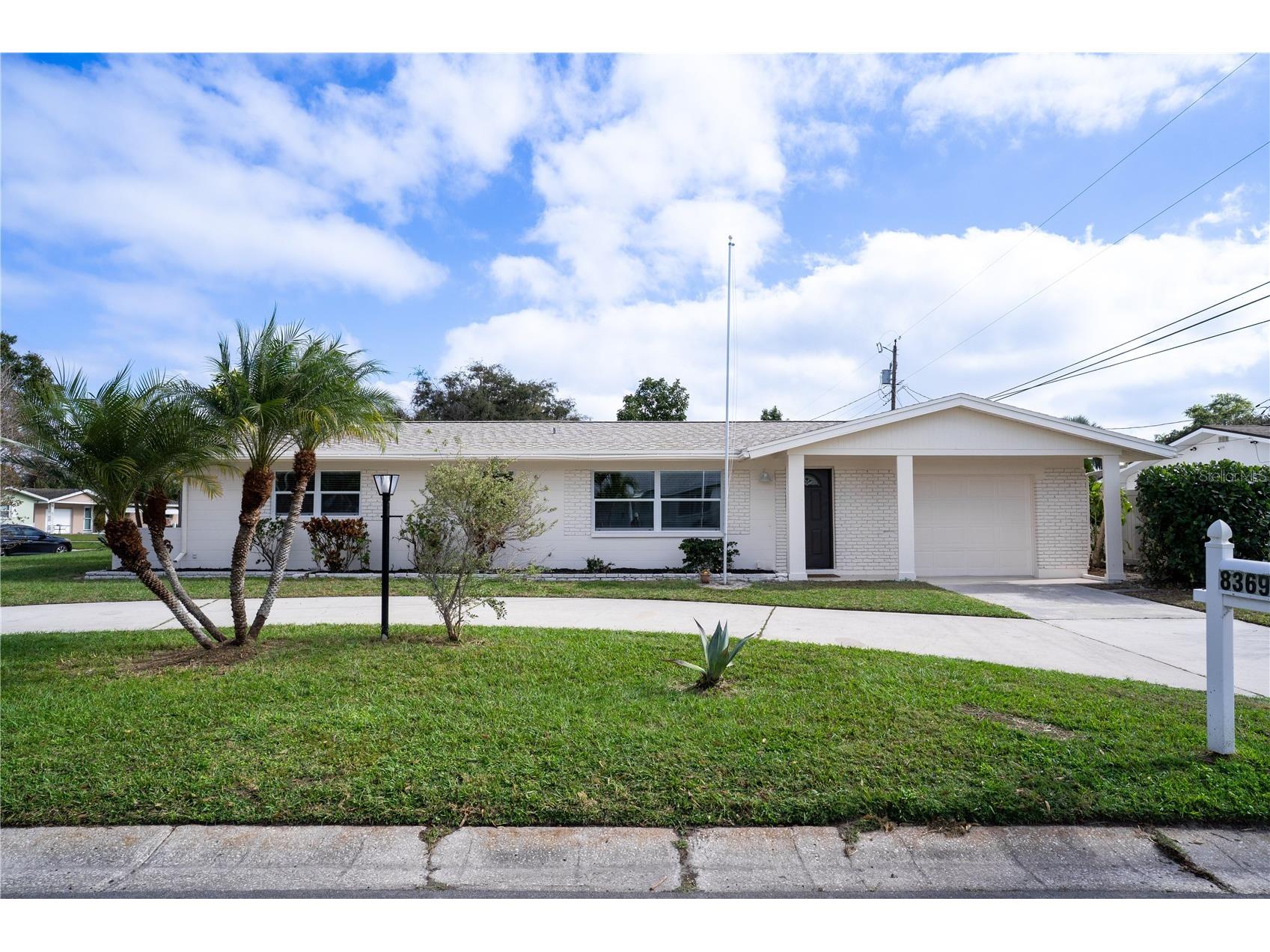 8369 120th Street Seminole FL 33772 TB8455538 image1