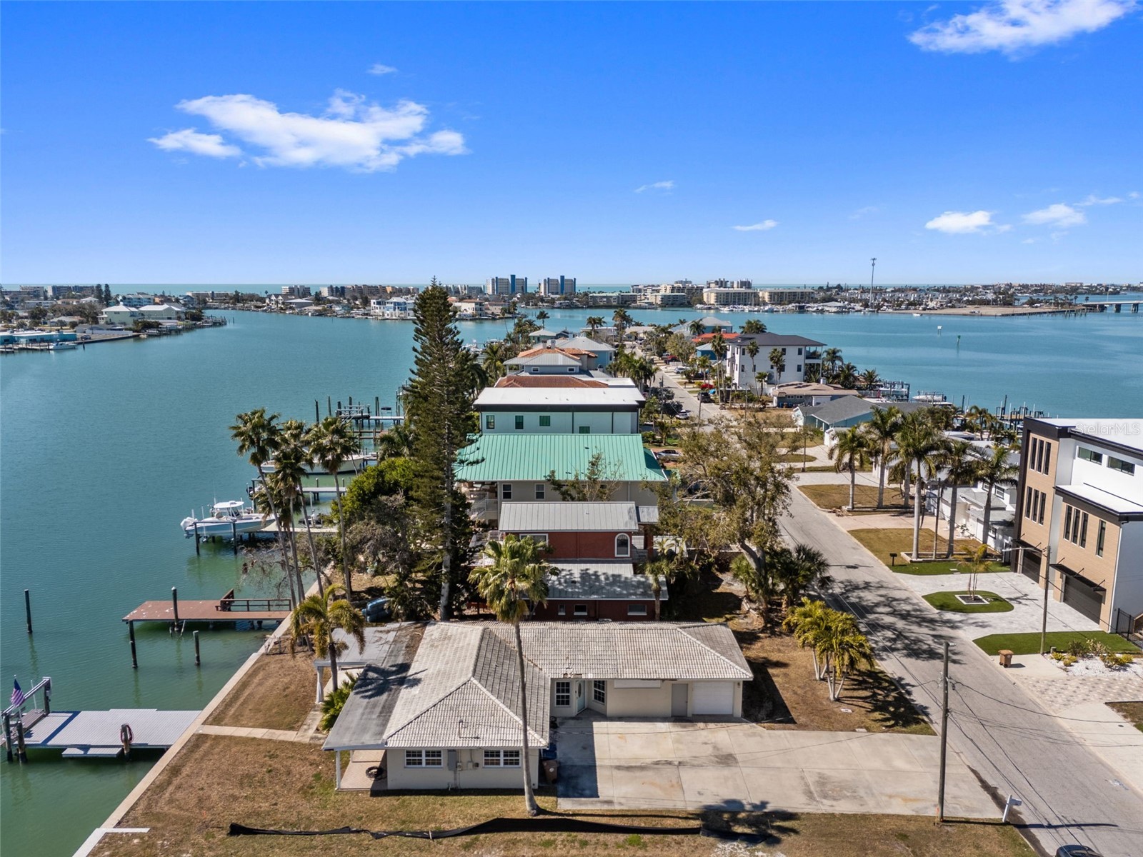 837 Bay Point Drive Madeira Beach FL 33708 TB8474434 image16