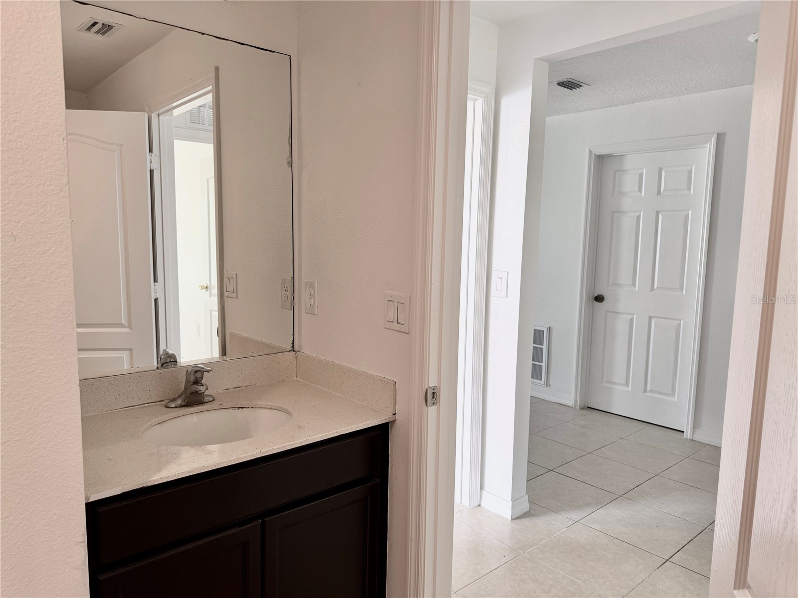 837 Chatham Walk Drive Ruskin FL 33570 TB8483630 image12