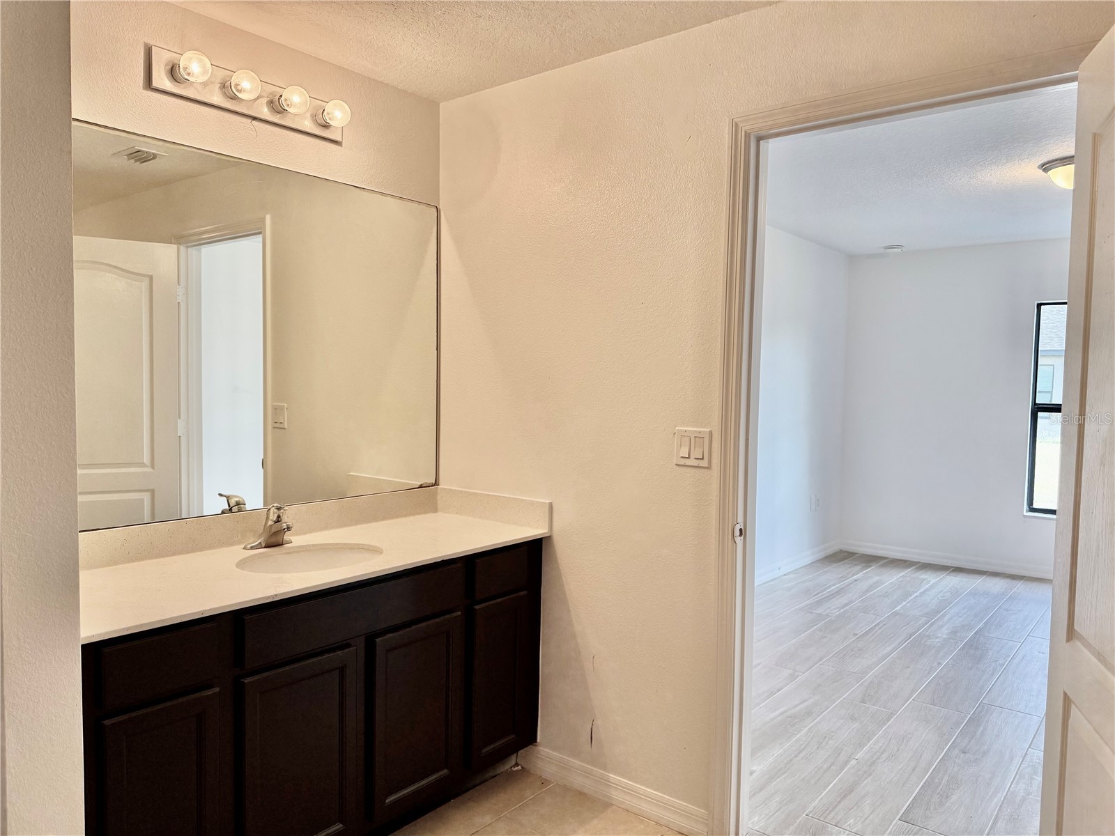 837 Chatham Walk Drive Ruskin FL 33570 TB8483630 image6