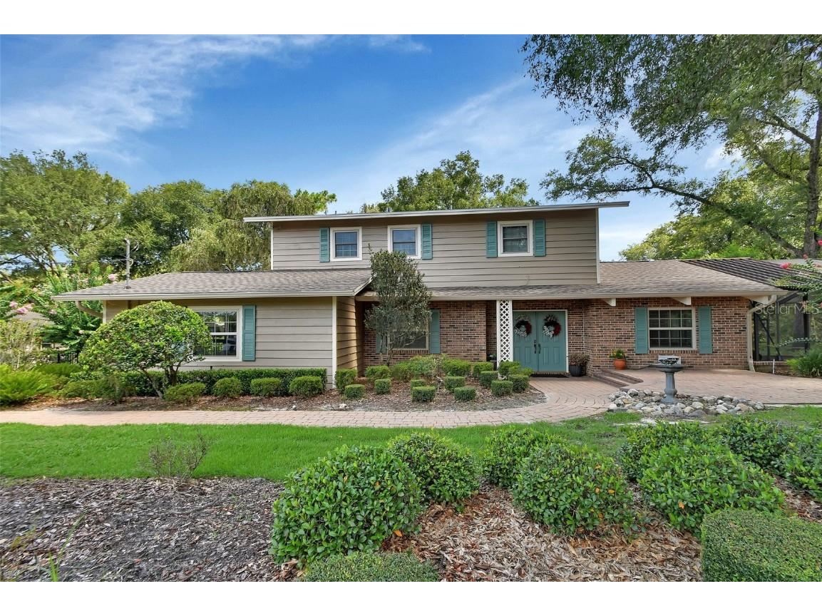 837 E Yorkshire Drive Deland FL 32724 V4937568 image1