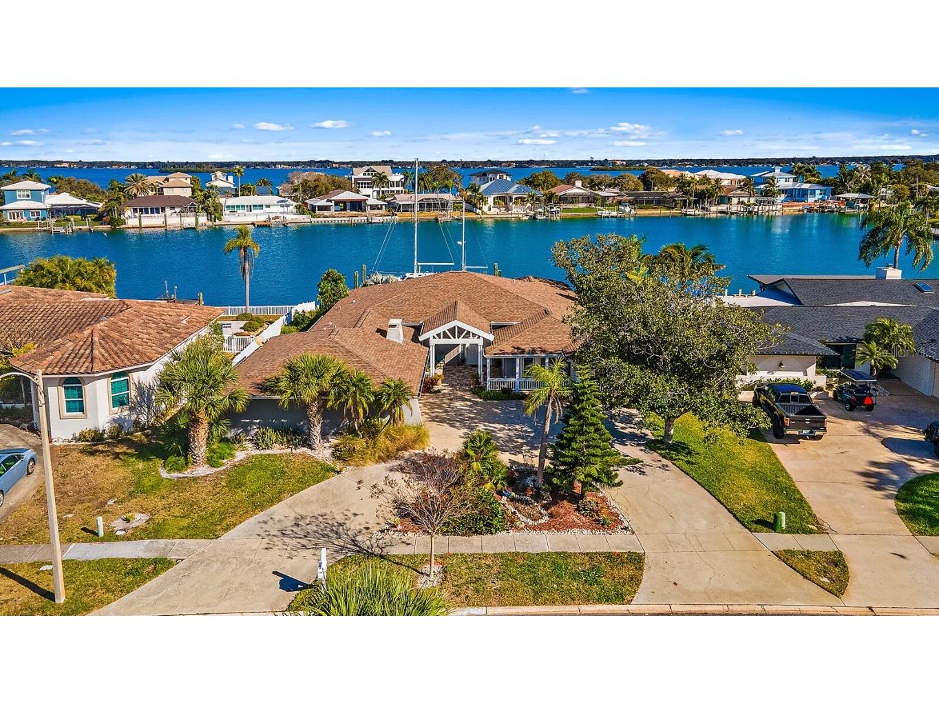 837 Island Way, Clearwater, FL, 33767 MLS U8149533 Edina Realty