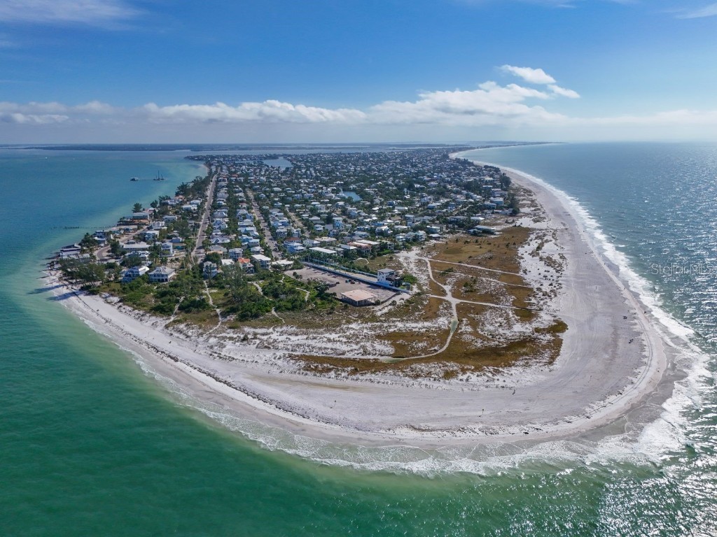 837 N Shore Drive Anna Maria FL 34216 A4674489 image32