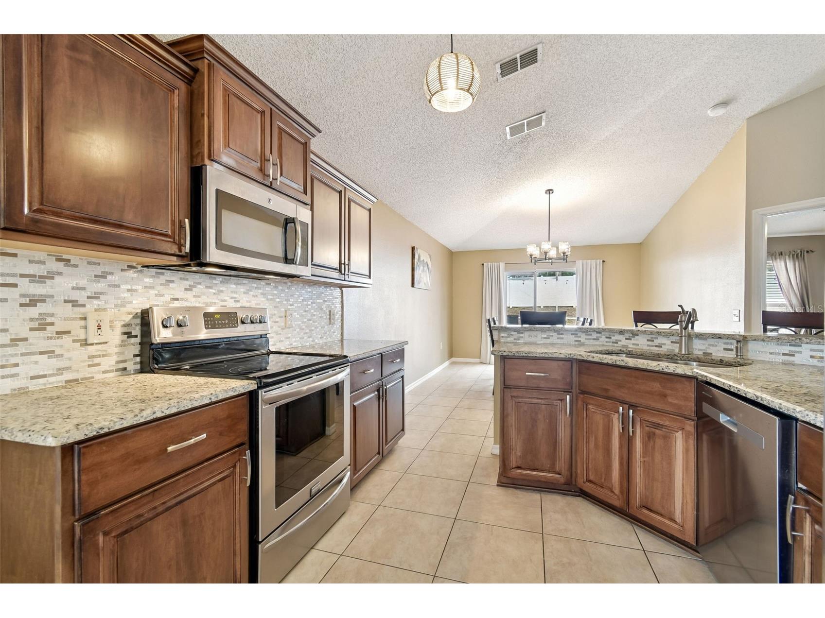 837 Rocky Mountain Court Valrico FL 33594 TB8473769 image6