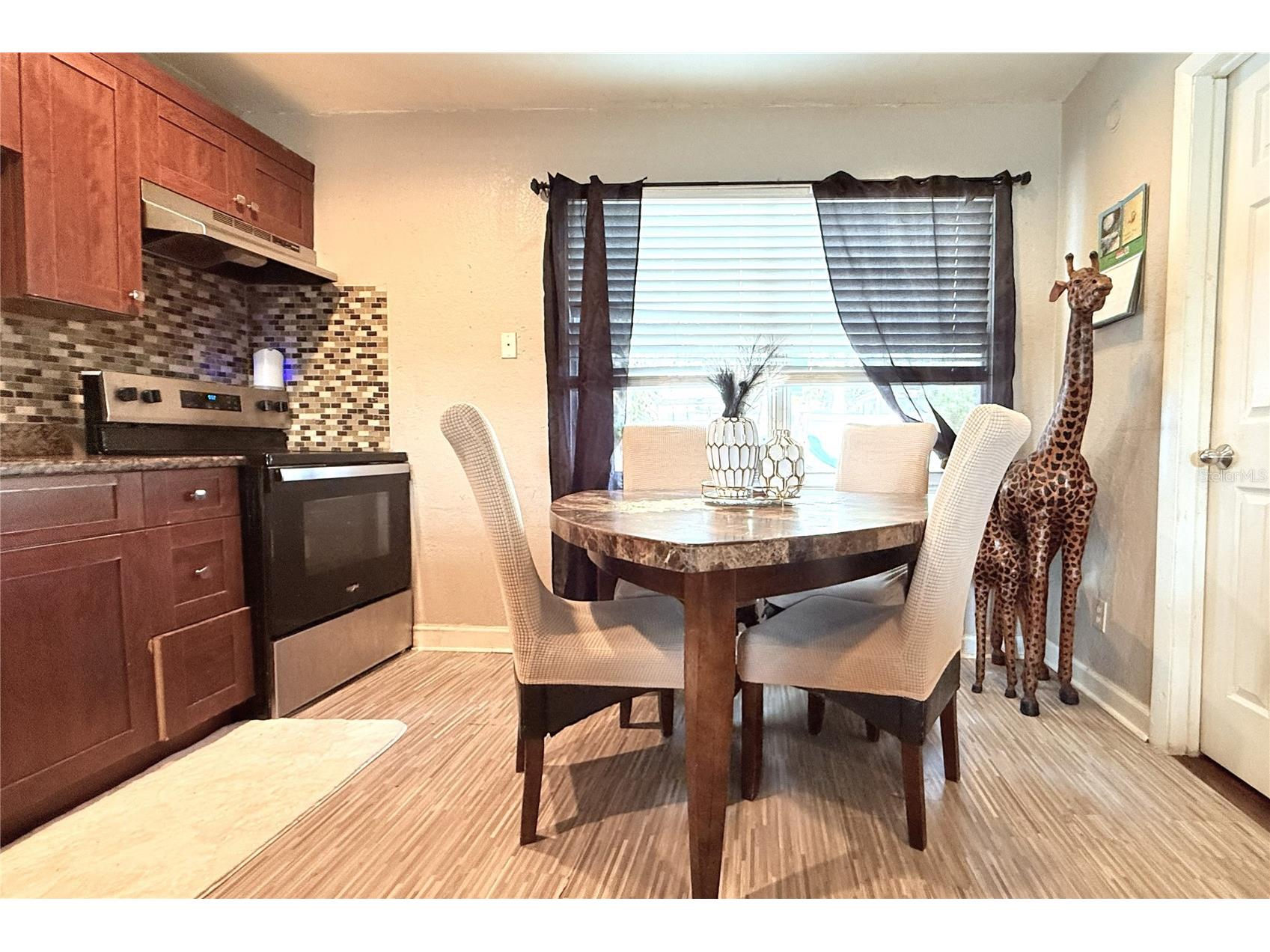 8370 52nd Way N Pinellas Park FL 33781 W7886669 image20