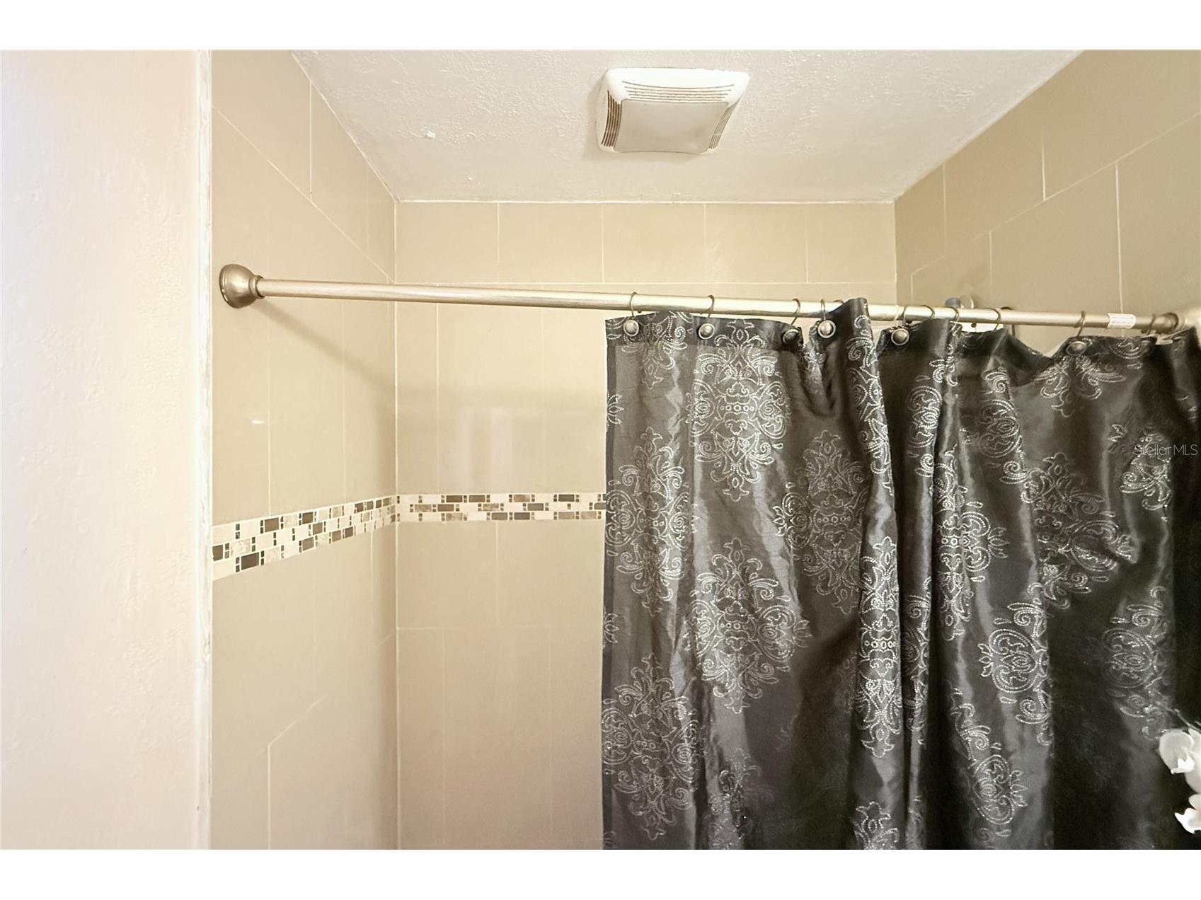 8370 52nd Way N Pinellas Park FL 33781 W7886669 image31