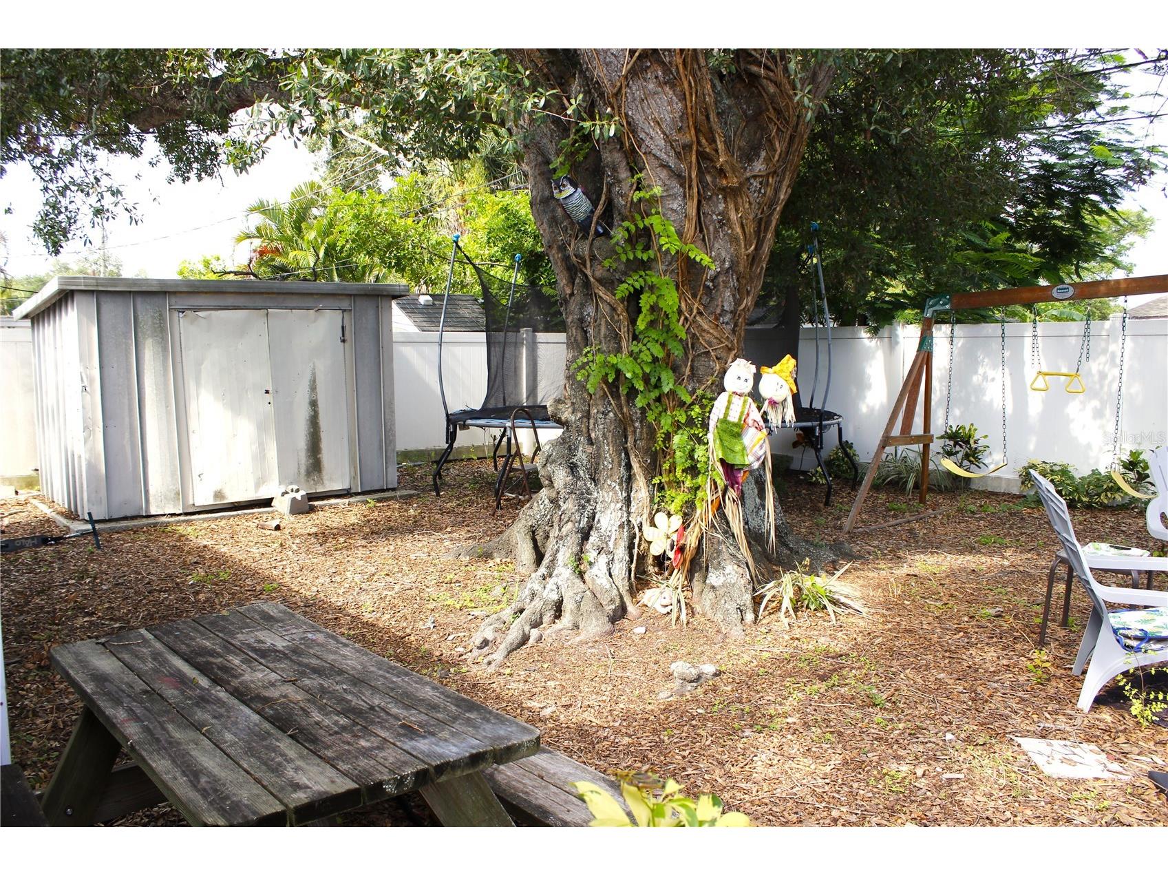 8370 52nd Way N Pinellas Park FL 33781 W7886669 image39