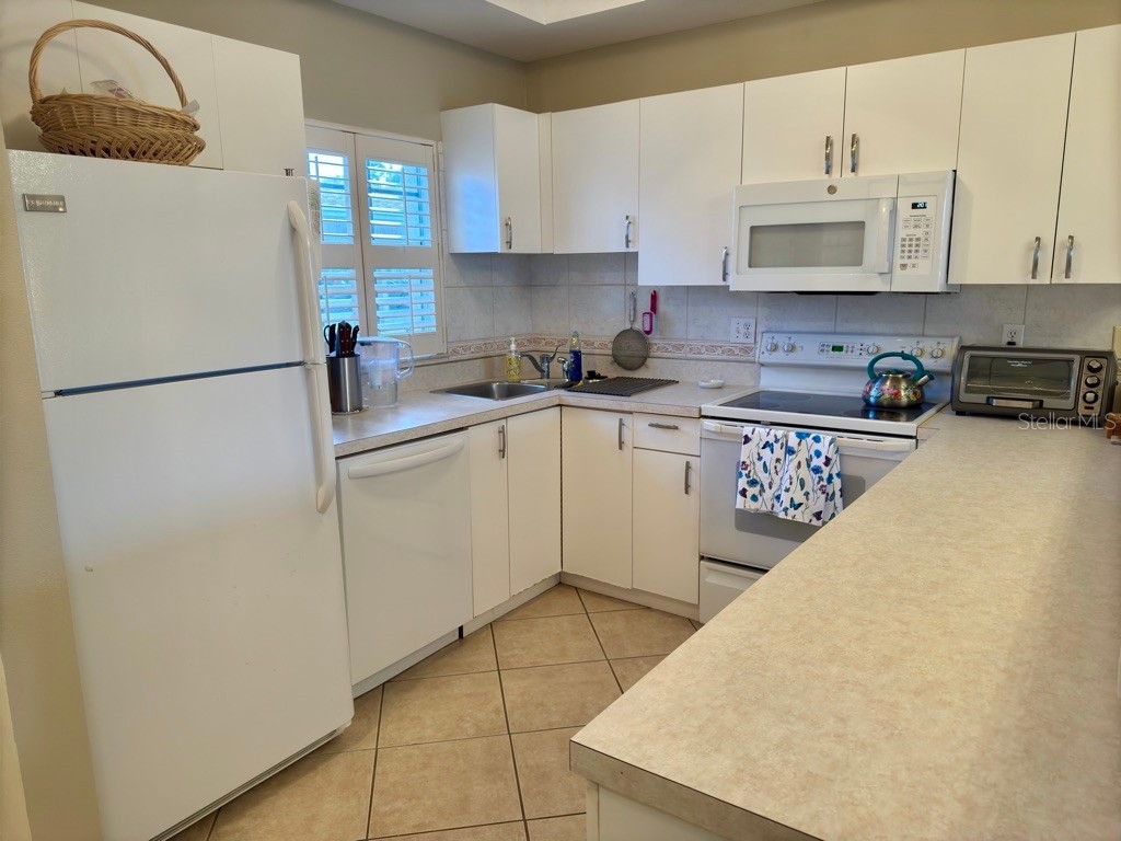8370 Wingate Drive #714 Sarasota FL 34238 A4634408 image3