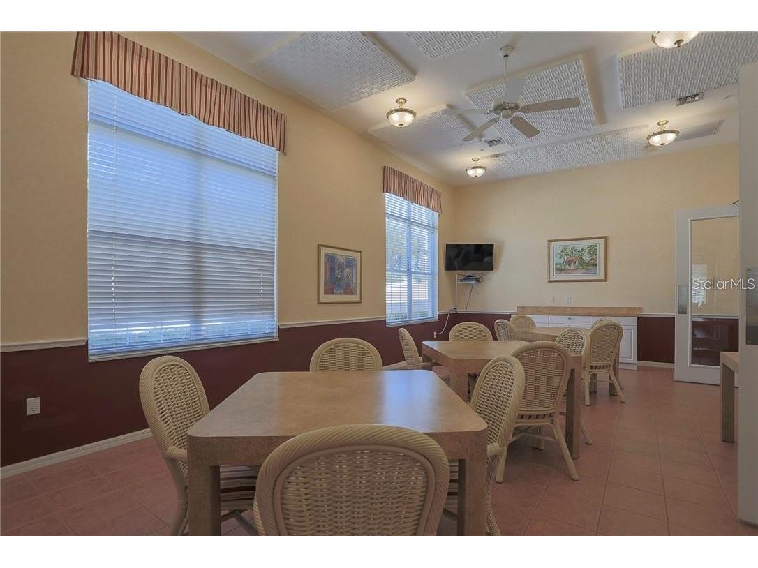 8370 Wingate Drive #716 Sarasota FL 34238 A4600745 image19