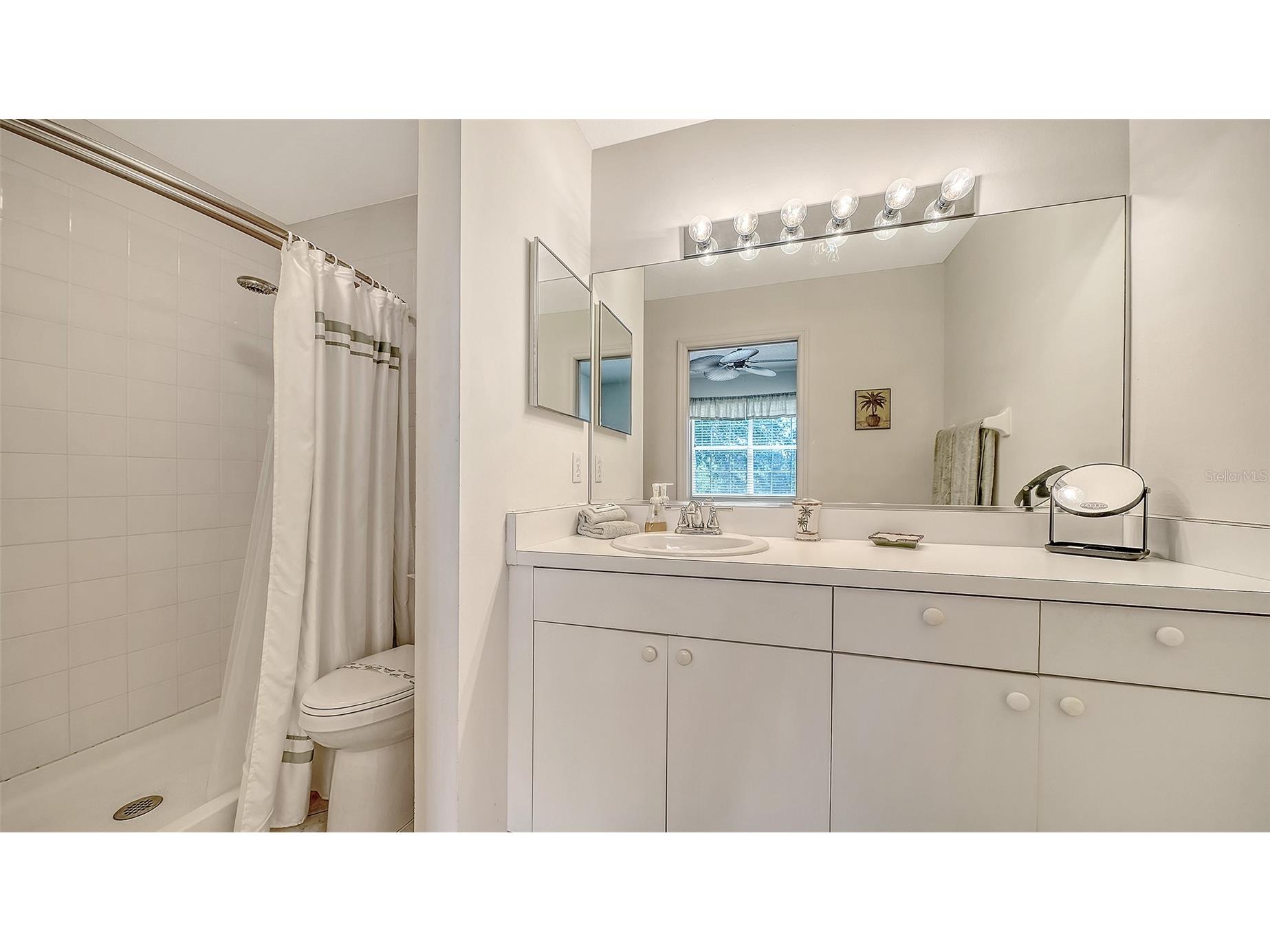 8370 Wingate Drive #716 Sarasota FL 34238 A4693098 image17