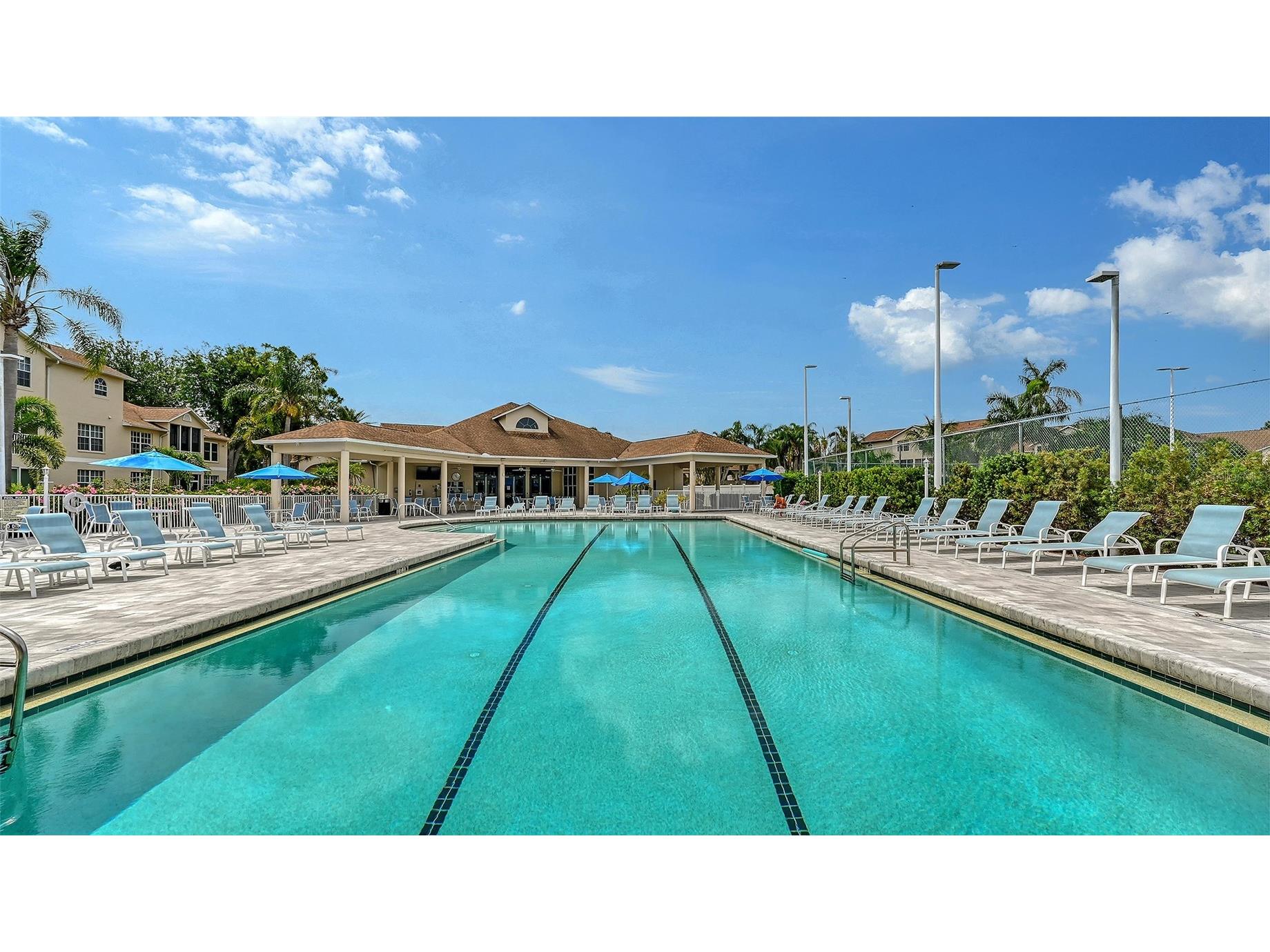 8370 Wingate Drive #716 Sarasota FL 34238 A4693098 image48