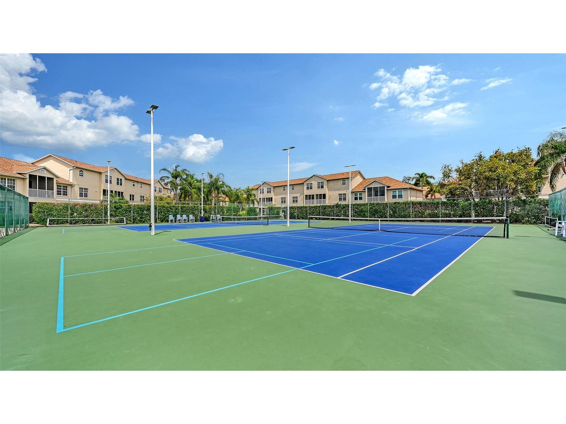 8370 Wingate Drive #716 Sarasota FL 34238 A4693098 image56