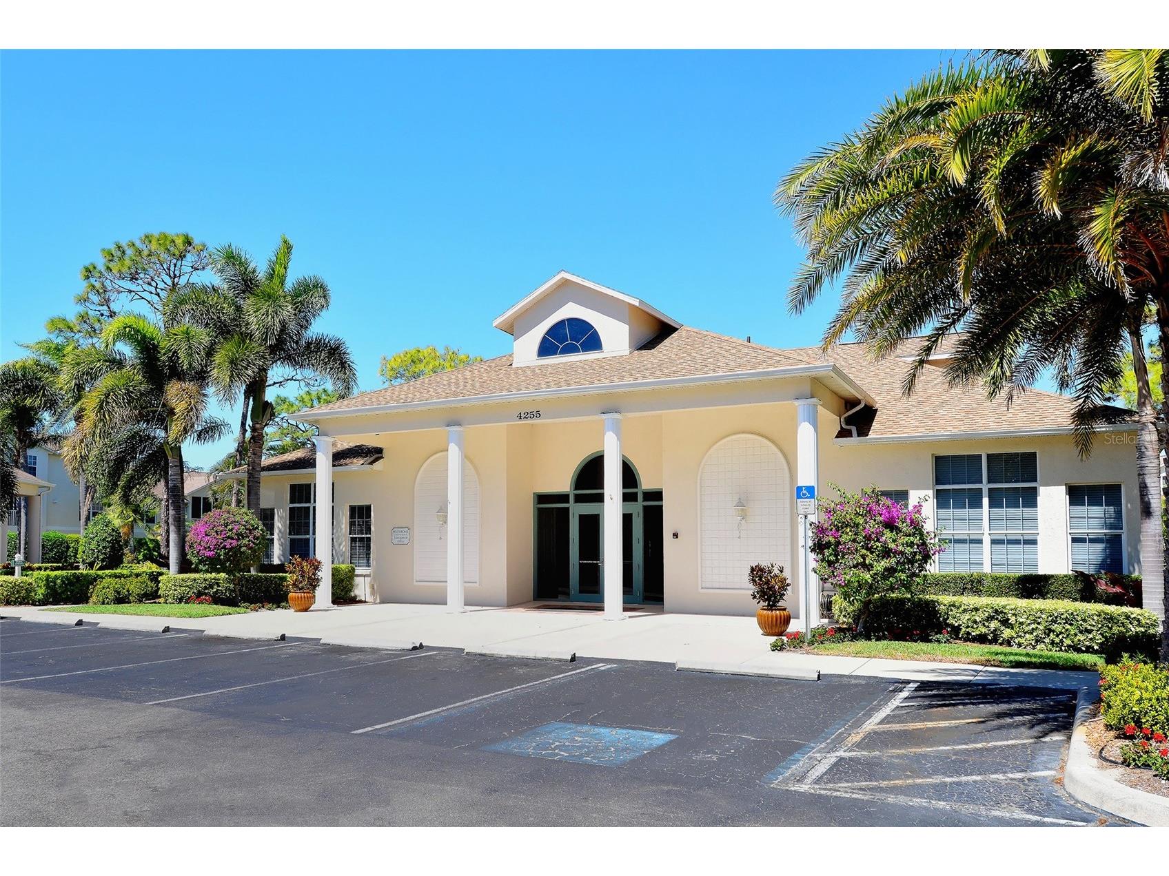 8370 Wingate Drive #726 Sarasota FL 34238 A4694976 image41
