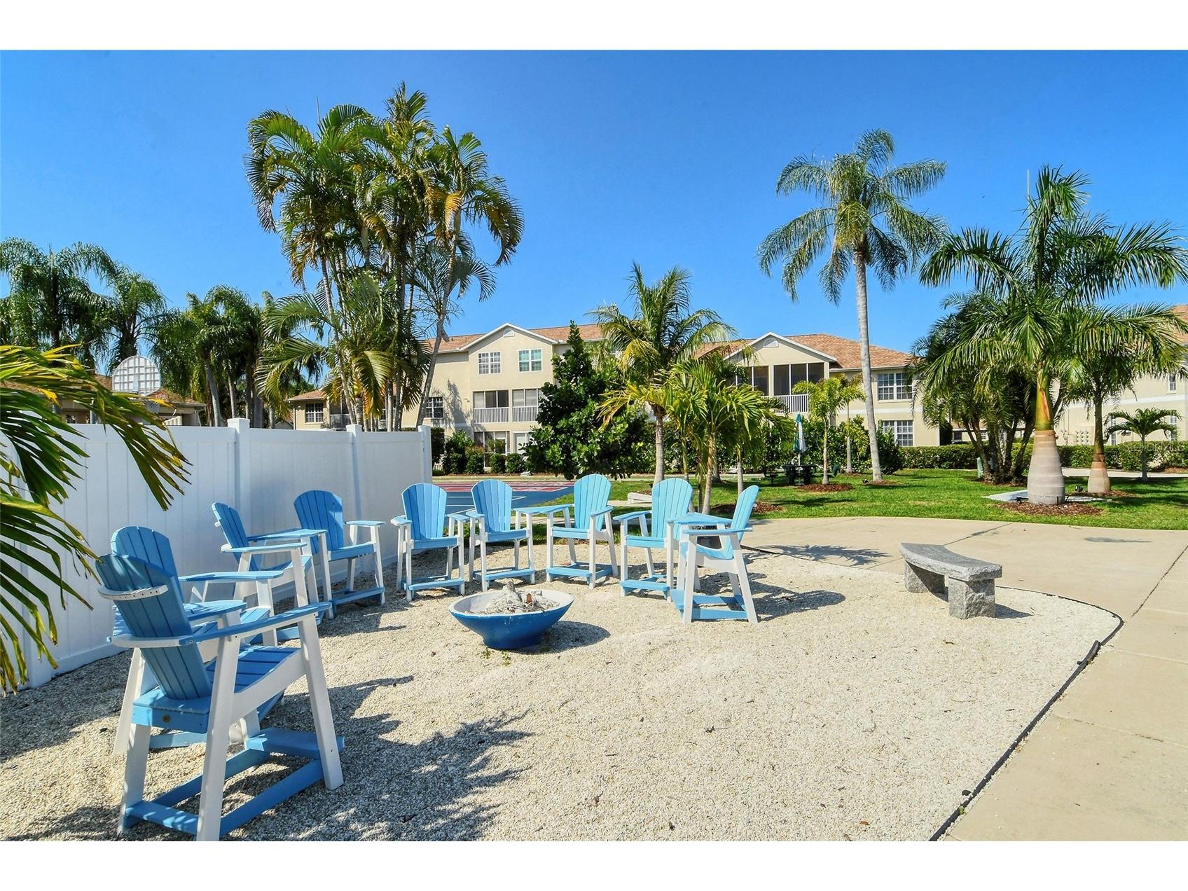 8370 Wingate Drive #726 Sarasota FL 34238 A4694976 image70