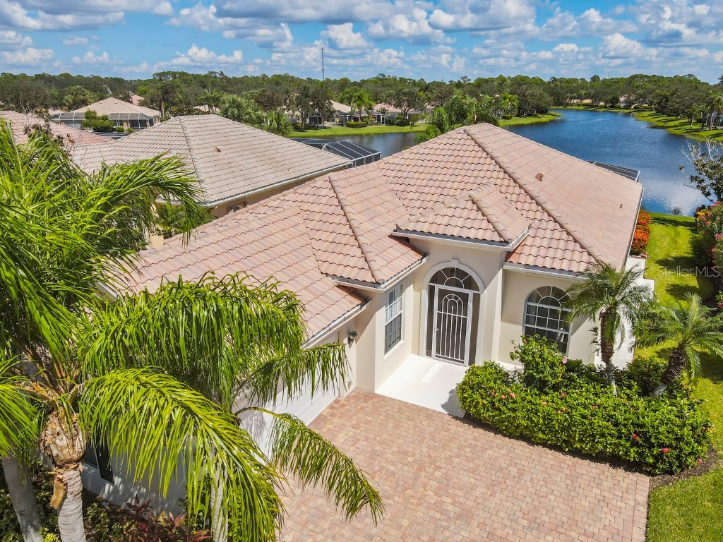 8372 Jesolo Lane Sarasota FL 34238 A4582718 image1