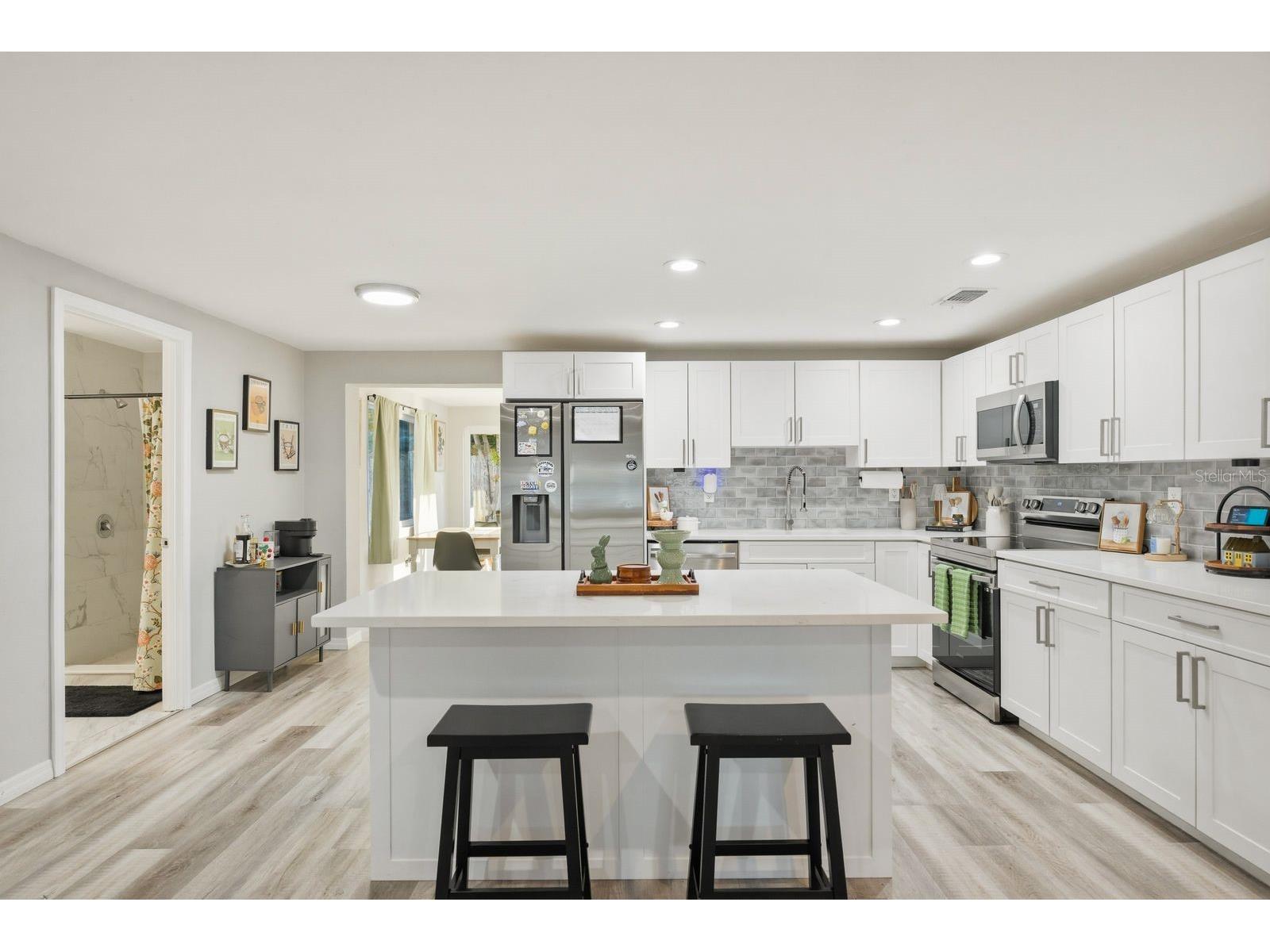 8373 76th Avenue Seminole FL 33777 TB8491146 image11