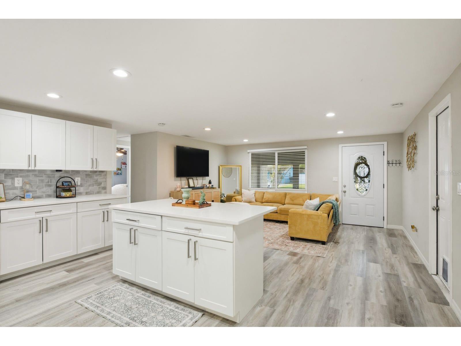 8373 76th Avenue Seminole FL 33777 TB8491146 image15