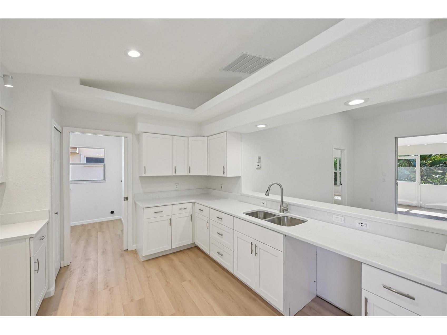 8373 Pondview Lane Englewood FL 34224 D6147357 image14