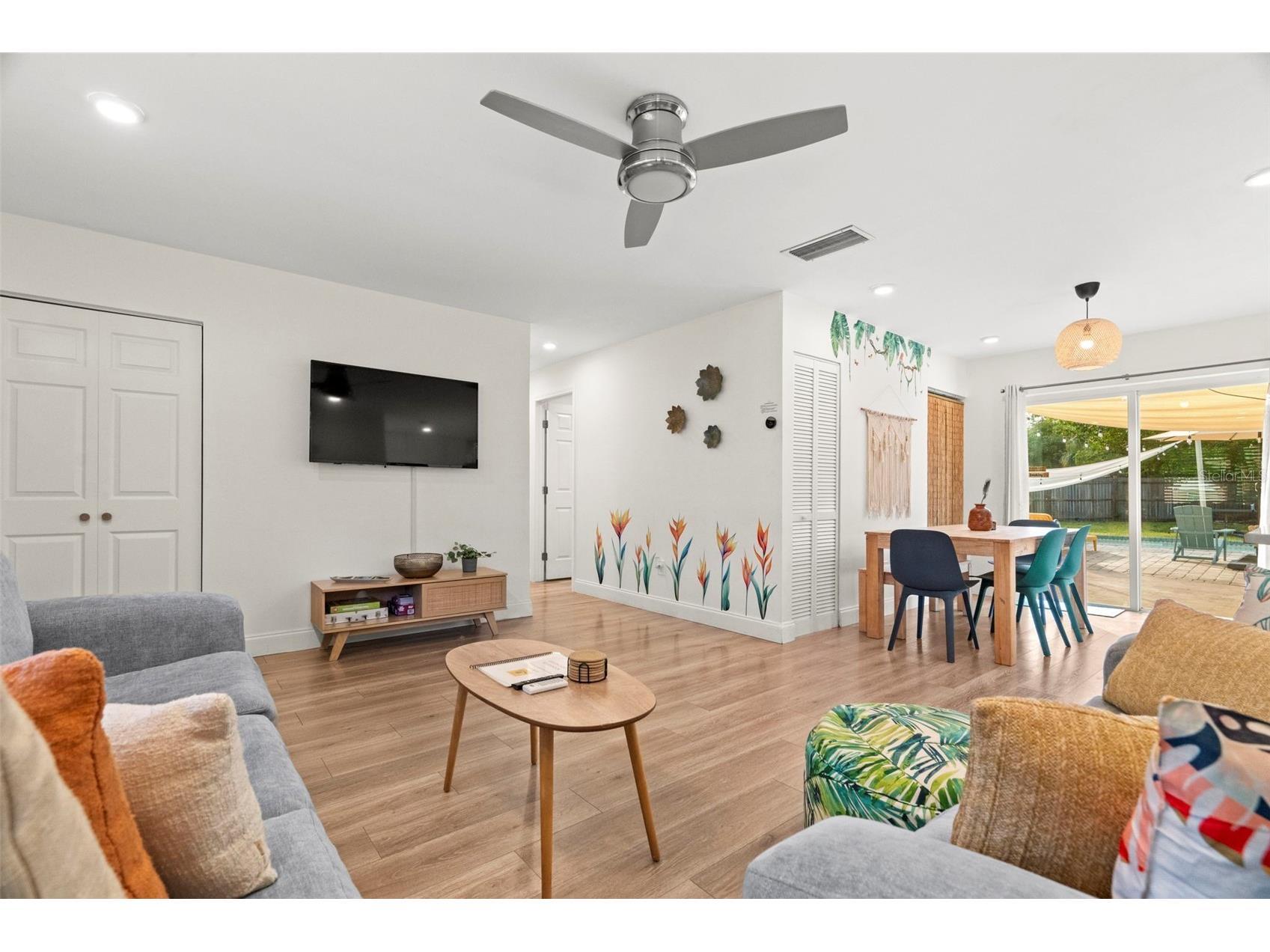 8374 81st Court Seminole FL 33777 TB8511265 image10