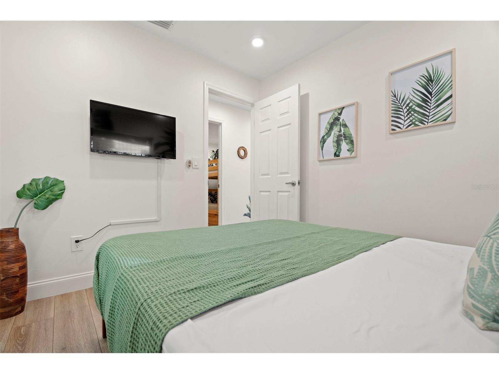8374 81st Court Seminole FL 33777 TB8511265 image30