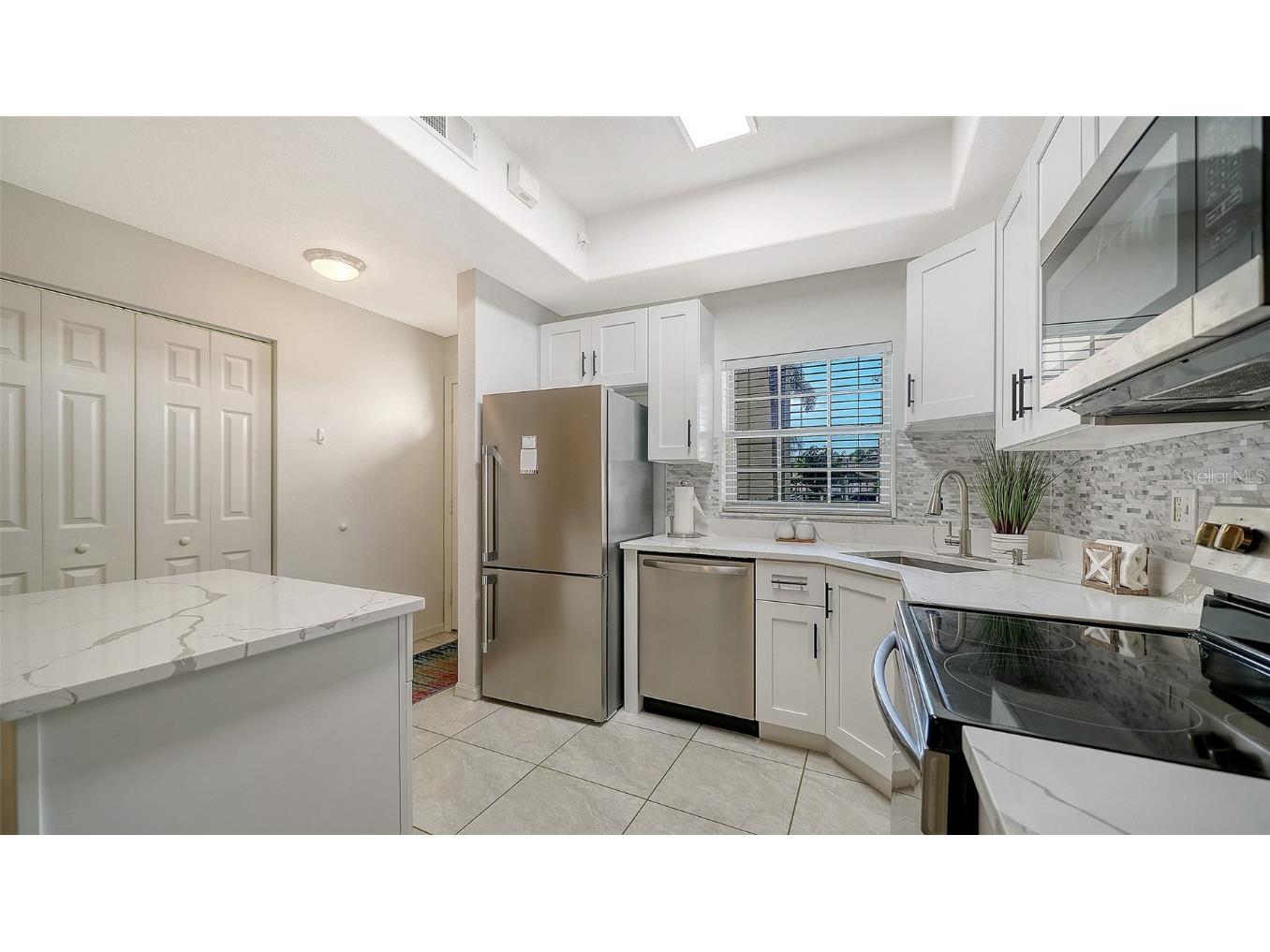 8375 Glenrose Way #211 Sarasota FL 34238 A4547932 image14