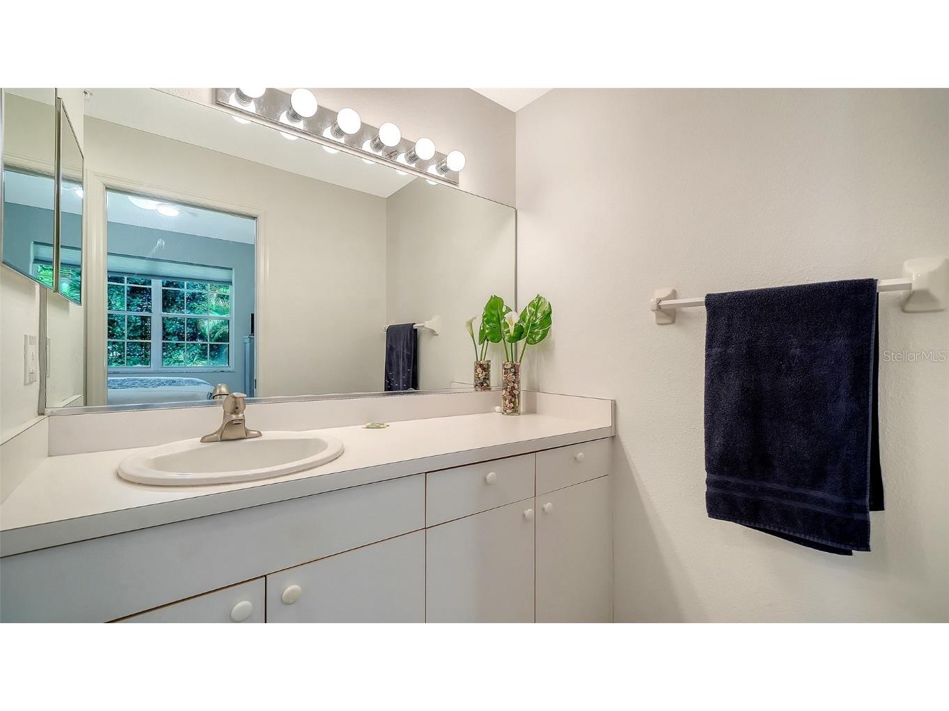 8375 Glenrose Way #211 Sarasota FL 34238 A4547932 image18