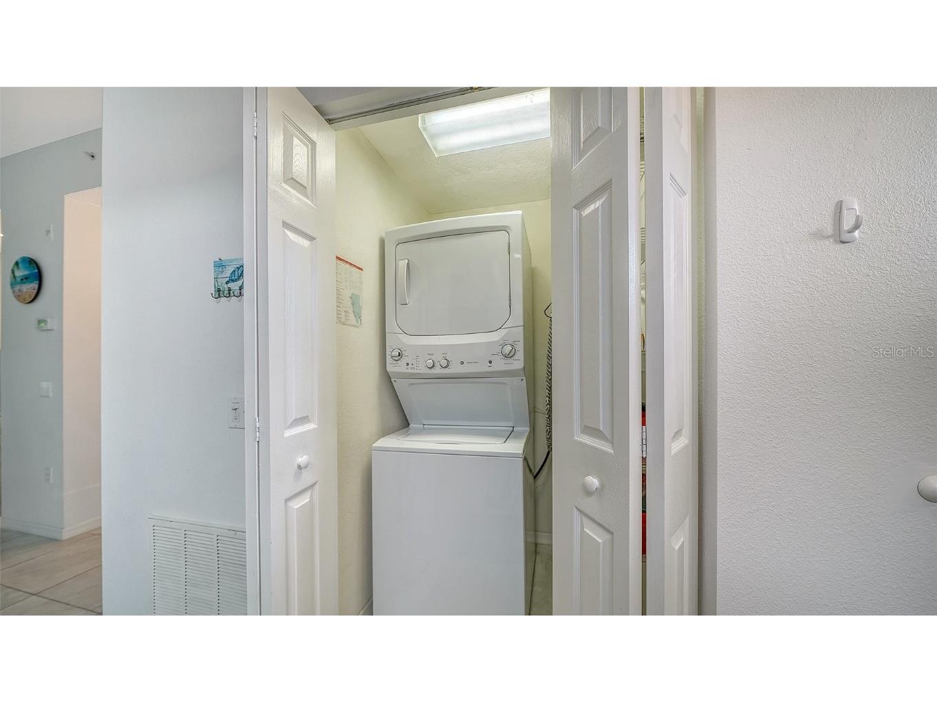 8375 Glenrose Way #211 Sarasota FL 34238 A4547932 image23