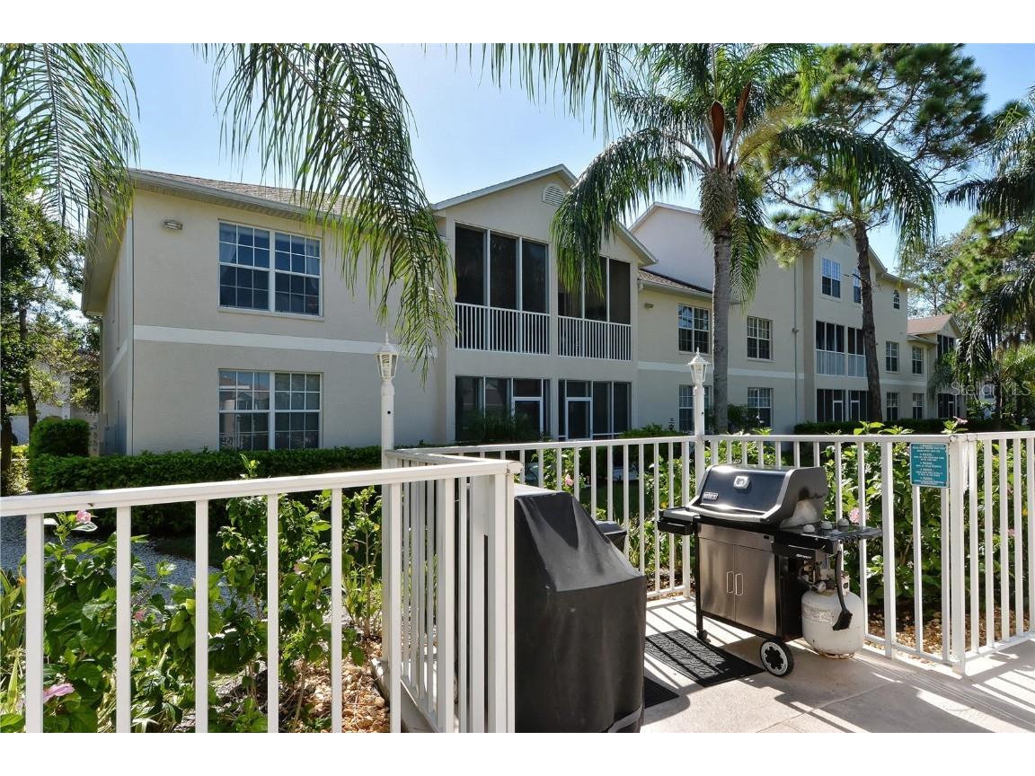 8375 Glenrose Way #211 Sarasota FL 34238 A4547932 image38