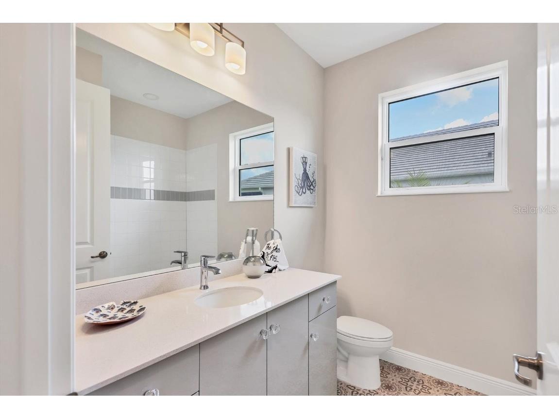 8375 Windbound Court Sarasota FL 34240 D6143077 image13