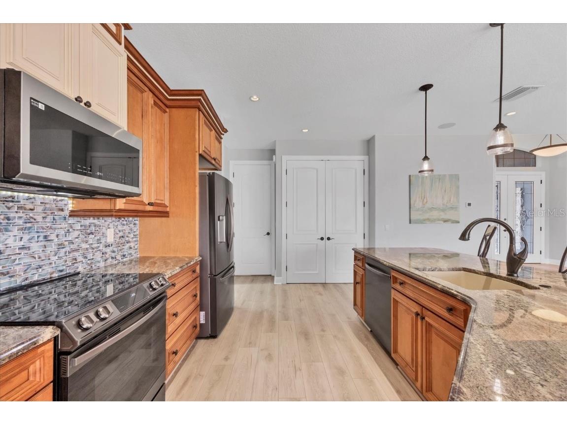 8376 Antwerp Circle Port Charlotte FL 33981 - ANTWERP WATERWAY D6144038 image12