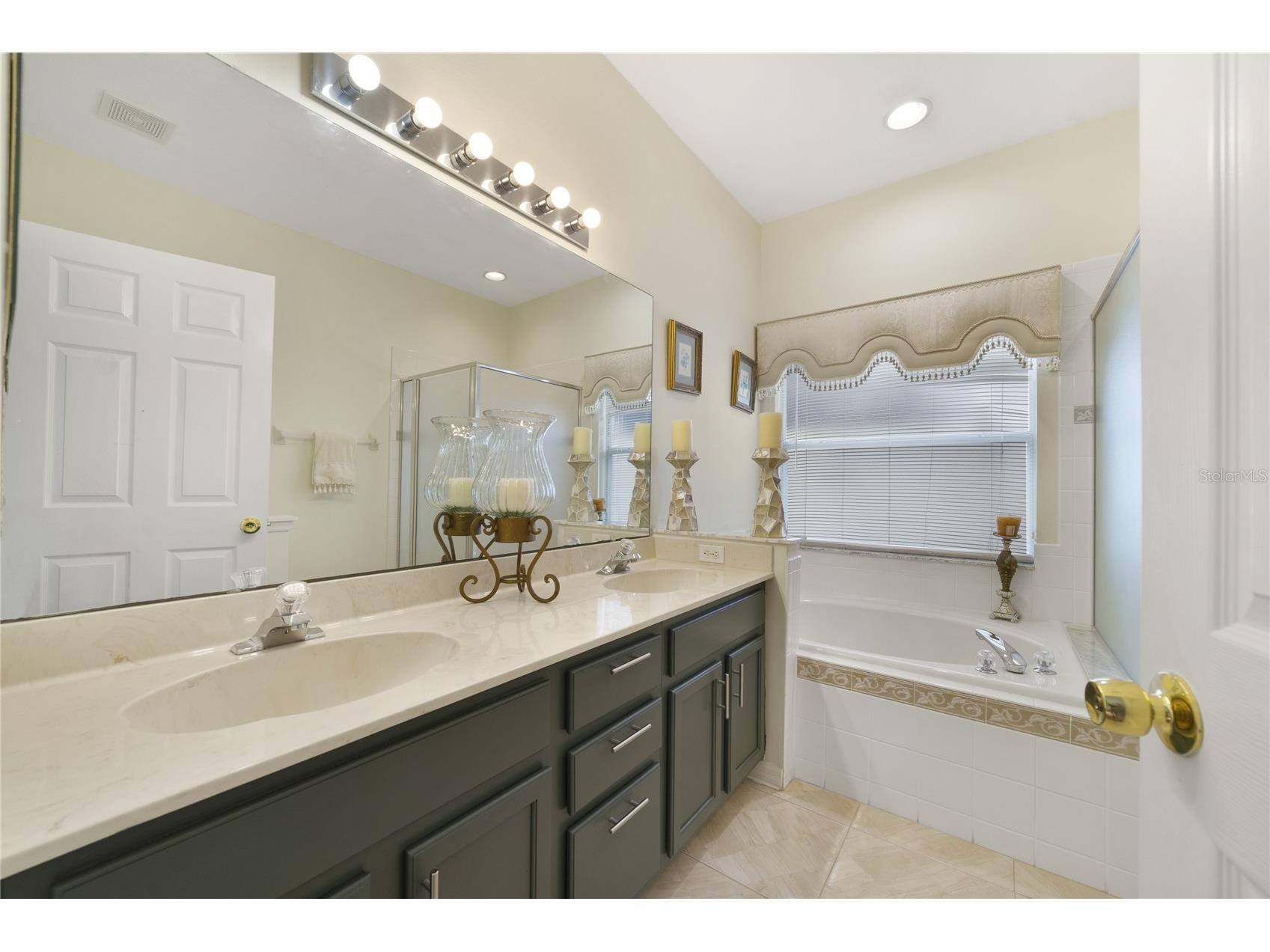 8376 Port Lancashire Drive Orlando FL 32829 O6419814 image20
