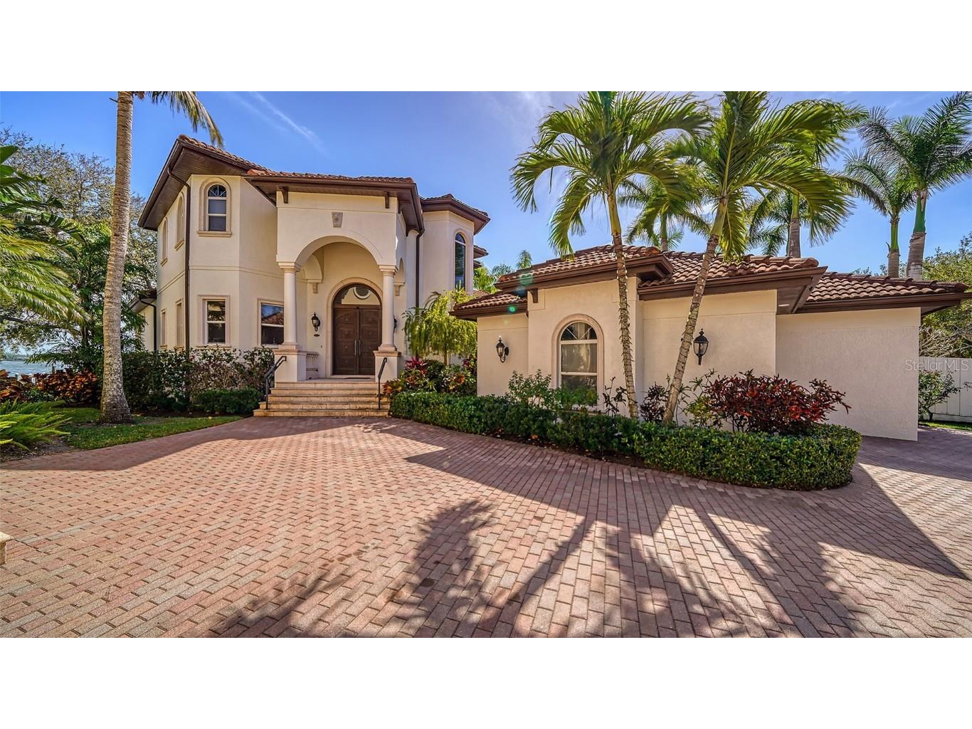 8377 Midnight Pass Road Sarasota FL 34242 - LITTLE SARASOTA BAY A4559970 image1