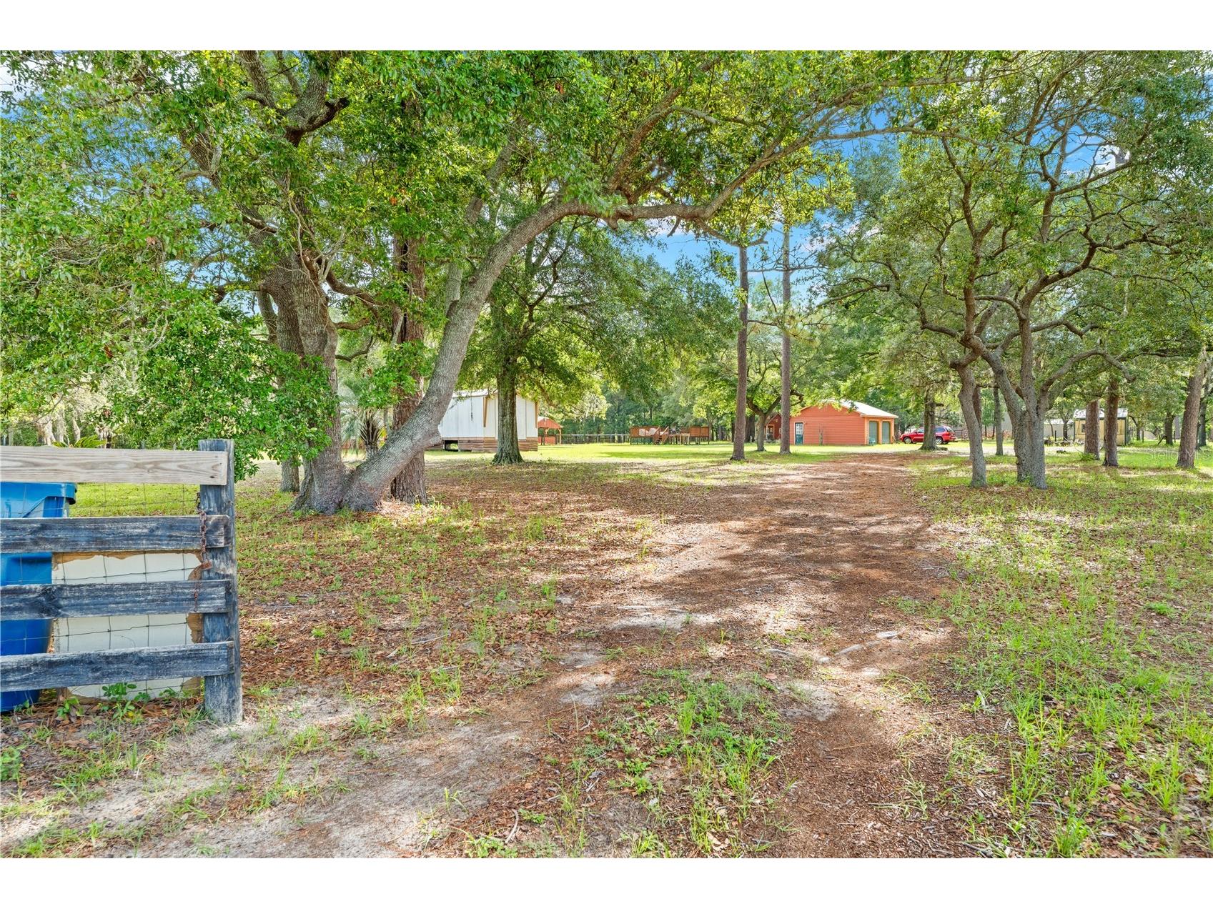 8378 Grove Road Brooksville FL 34613 TB8513757 image17