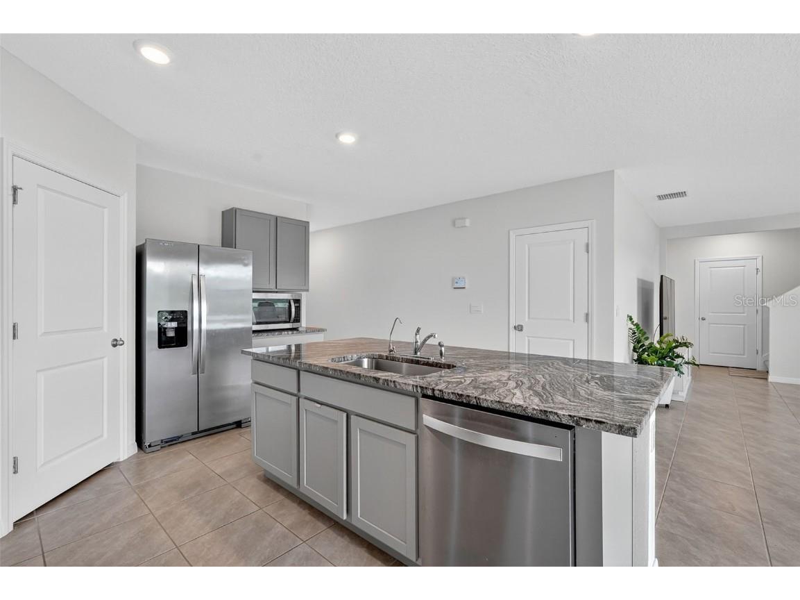 8379 Ender Hills Drive Wesley Chapel FL 33545 TB8433474 image24