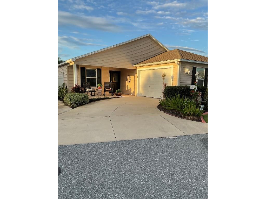 838 Amber Court The Villages FL 32163 A4584587 image1