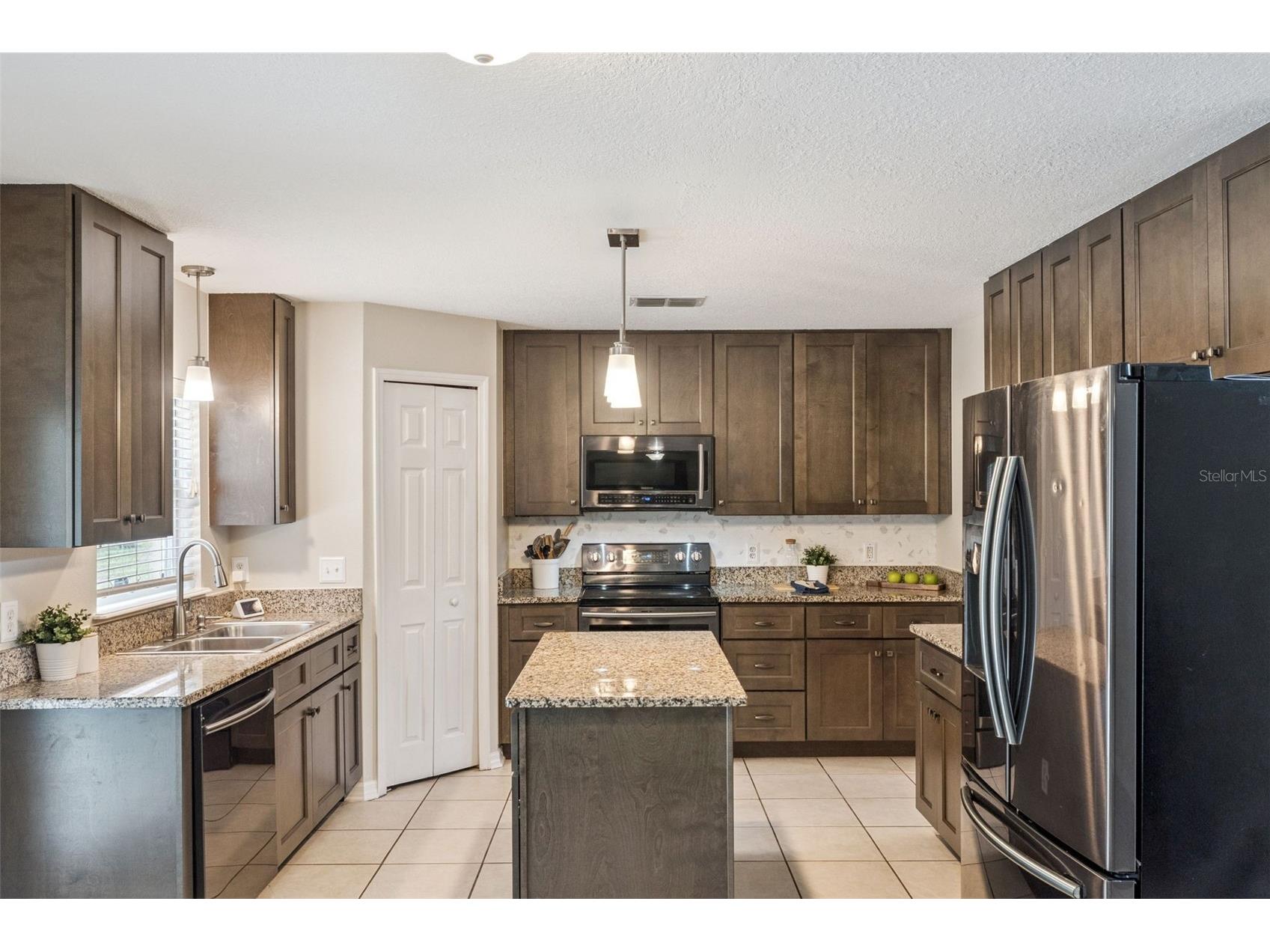 838 Maybrook Drive Deltona FL 32725 V4948404 image7