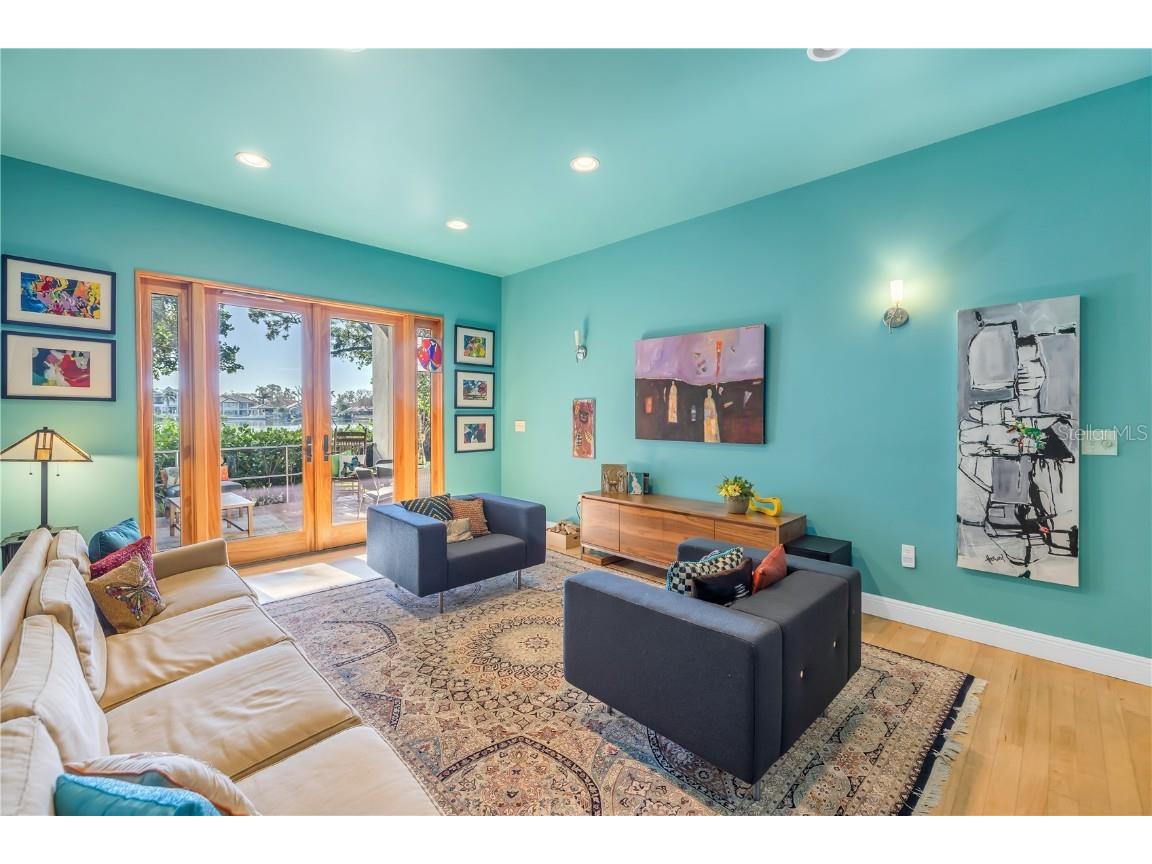 838 Monterey Boulevard NE Saint Petersburg FL 33704 - COFFEE POT BAYOU TB8431757 image13