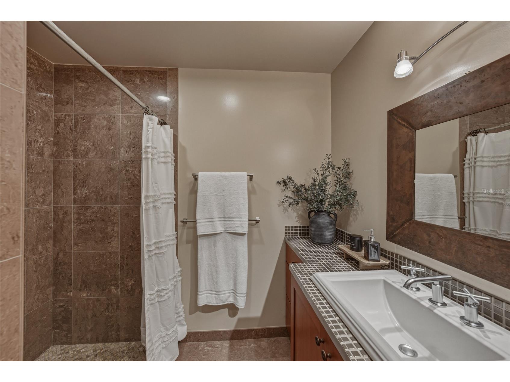 838 Monterey Boulevard NE Saint Petersburg FL 33704 - COFFEE POT BAYOU TB8431757 image49