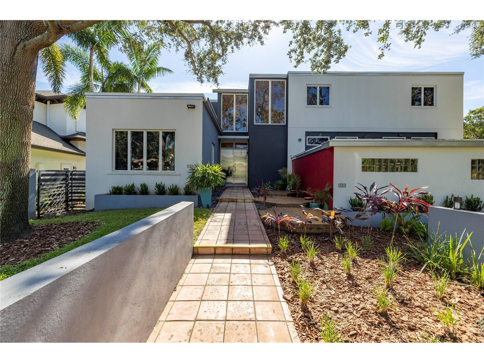 838 Monterey Boulevard NE Saint Petersburg FL 33704 - COFFEE POT BAYOU TB8452164 image1