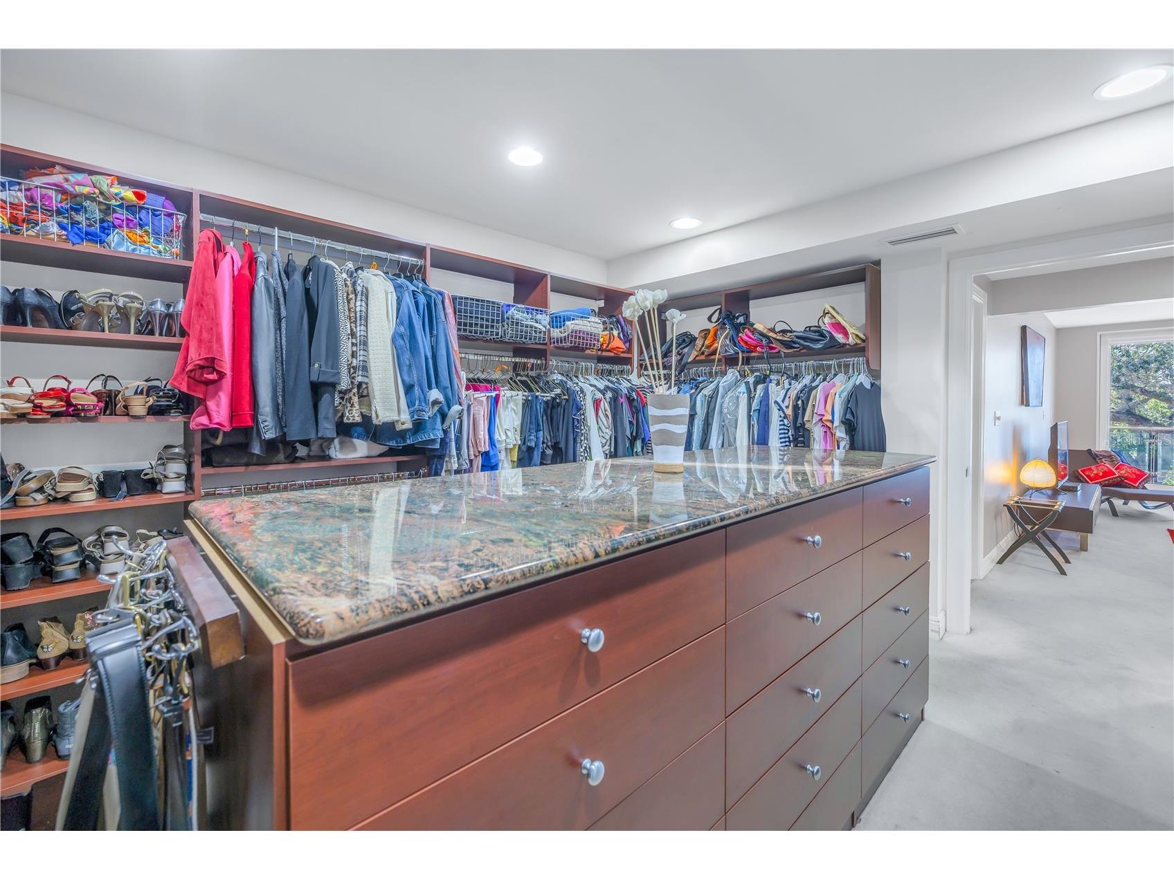 838 Monterey Boulevard NE Saint Petersburg FL 33704 - COFFEE POT BAYOU TB8452164 image28