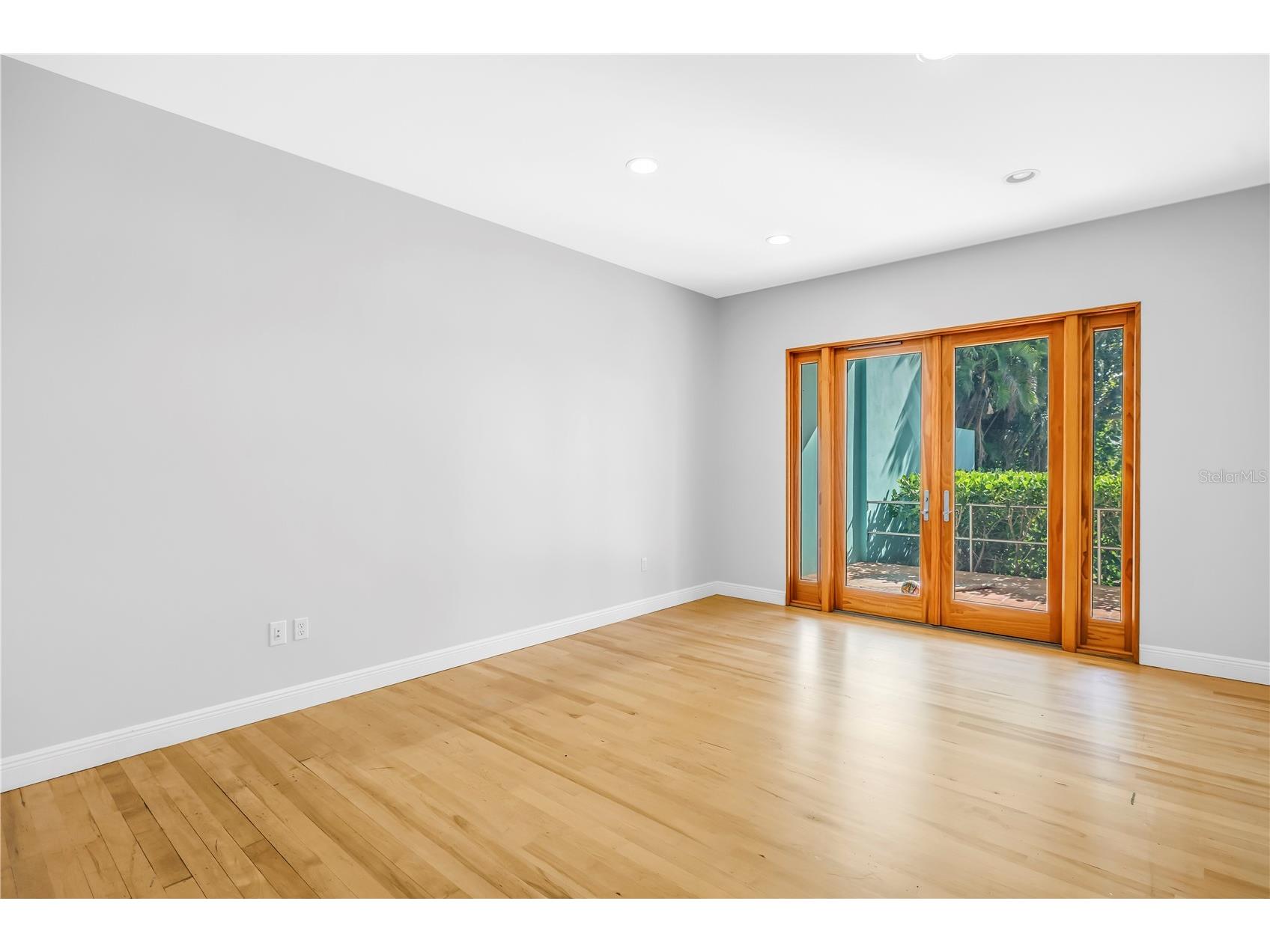 838 Monterey Boulevard NE Saint Petersburg FL 33704 - COFFEE POT BAYOU TB8452164 image50