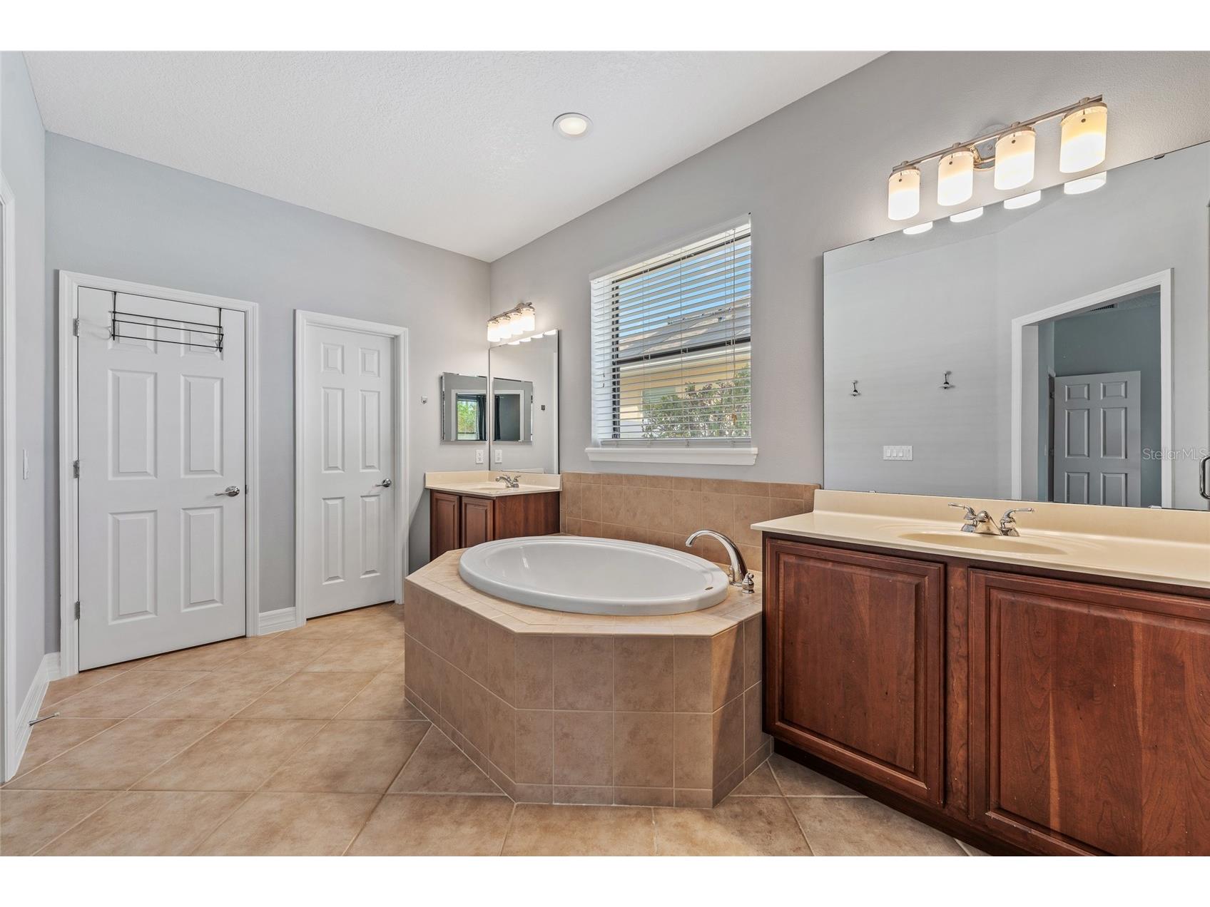 838 Strathmore Drive Orlando FL 32803 O6399777 image19