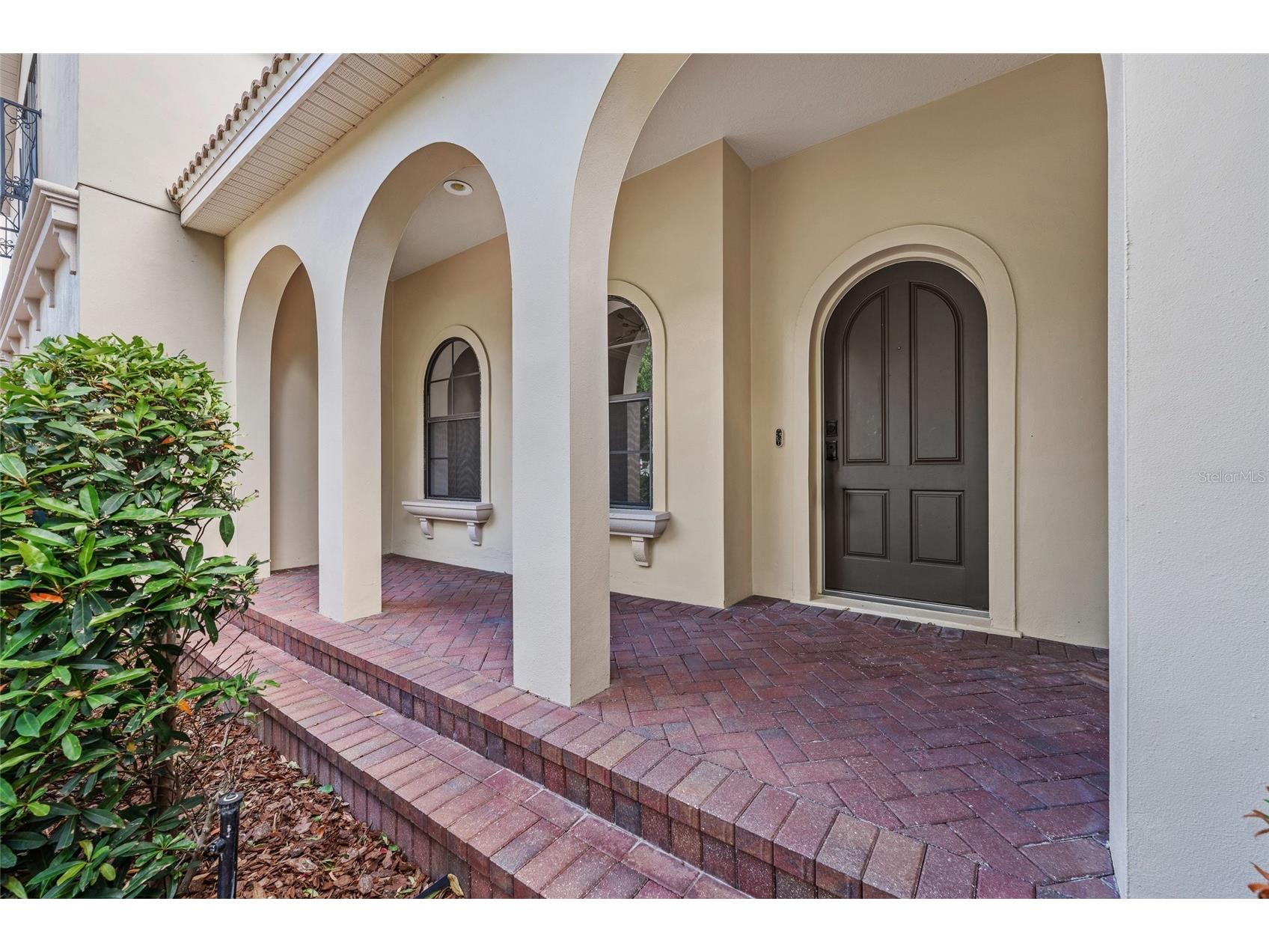 838 Strathmore Drive Orlando FL 32803 O6399777 image2