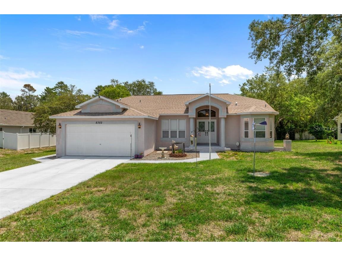 8382 Christopher Lane Weeki Wachee FL 34613 W7875743 image1