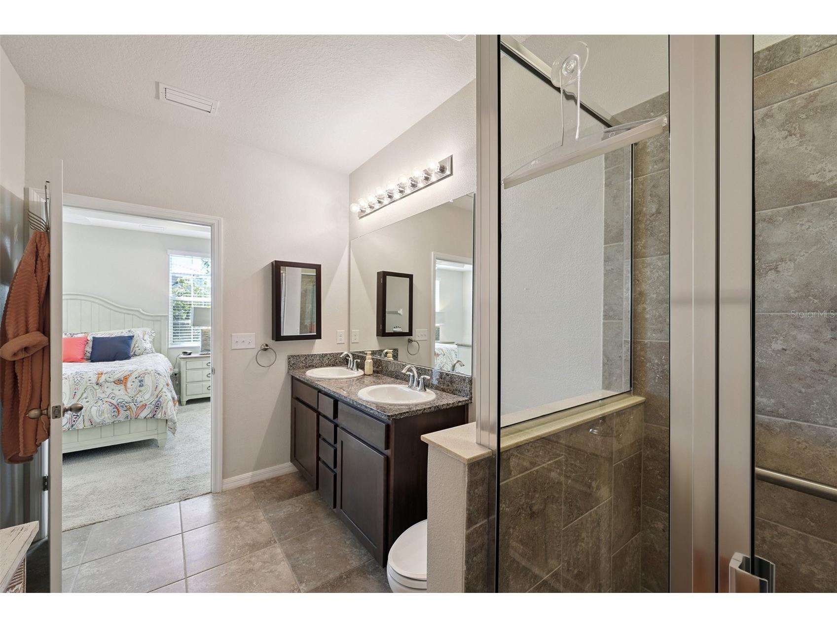 8382 Enclave Way #102 Sarasota FL 34243 A4687724 image19