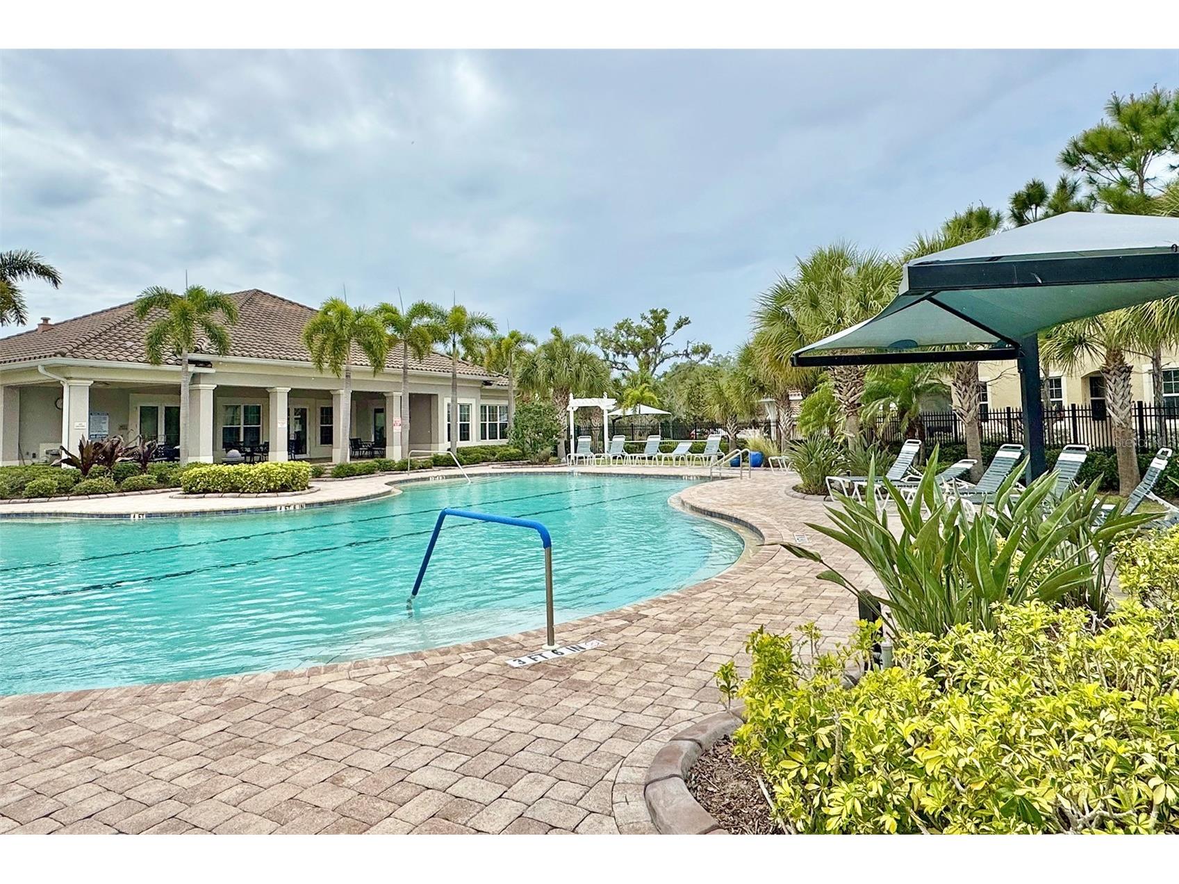 8382 Enclave Way #102 Sarasota FL 34243 A4687724 image33